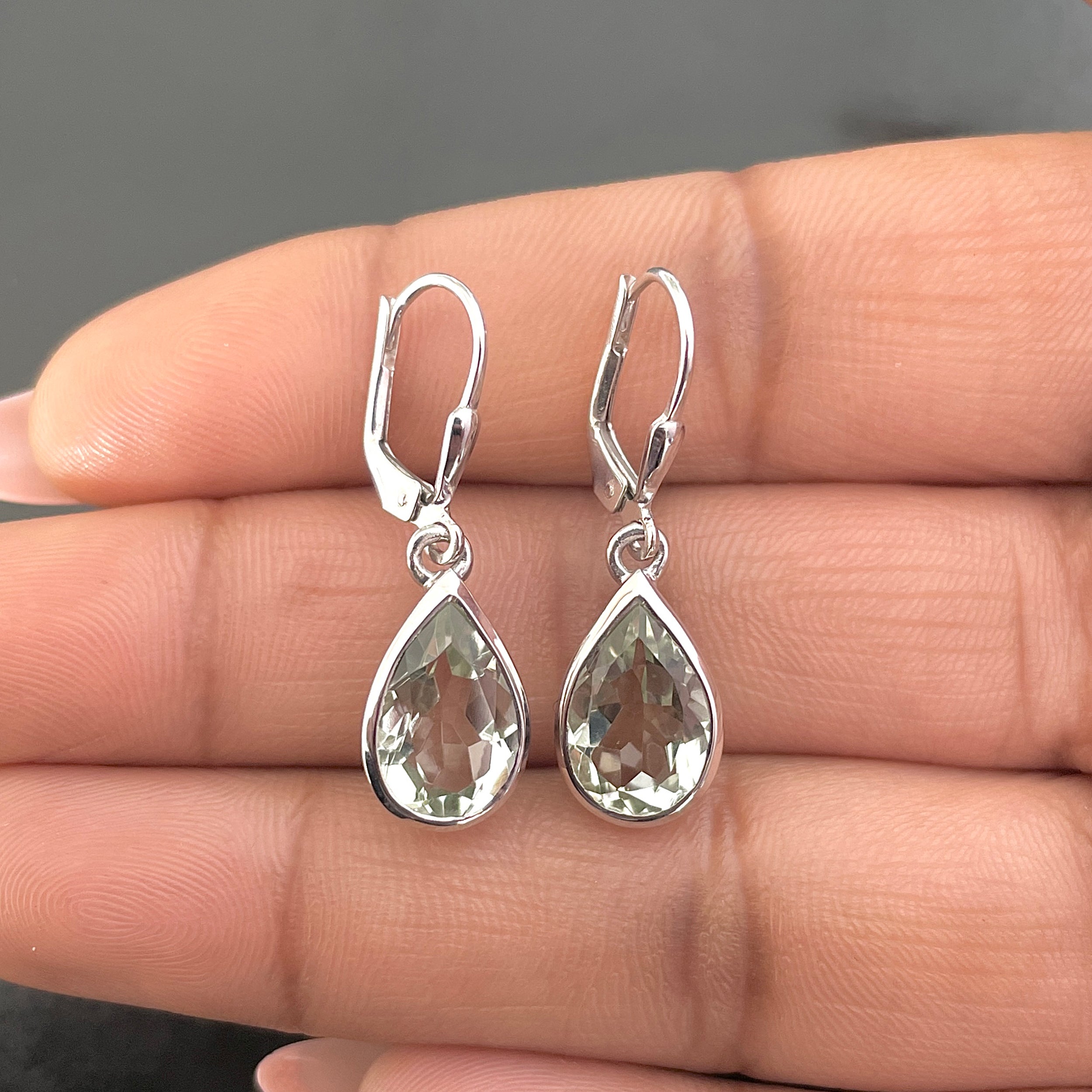 Green Amethyst Leverback Earring-(GRA-SE-707.)