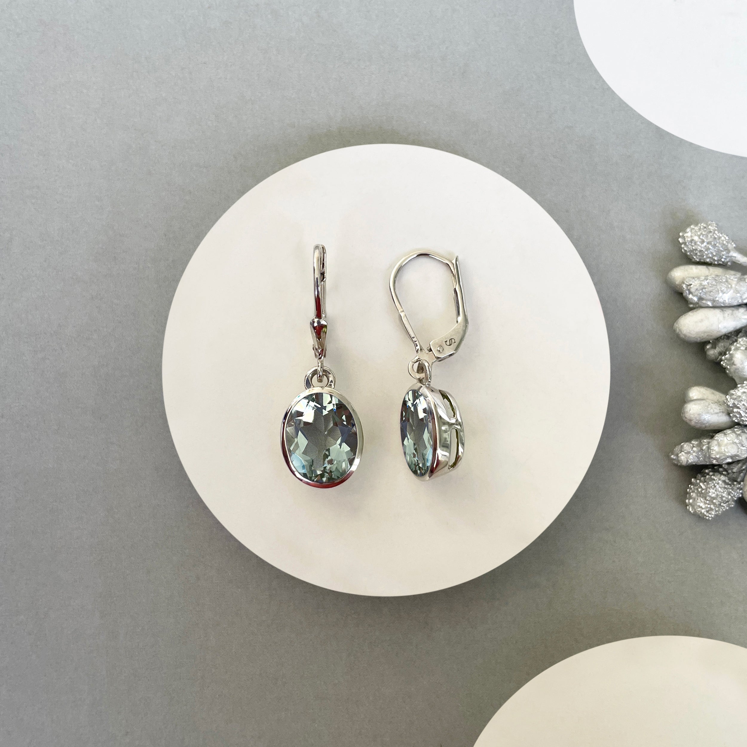 Green Amethyst Leverback Earring-(GRA-SE-713.)