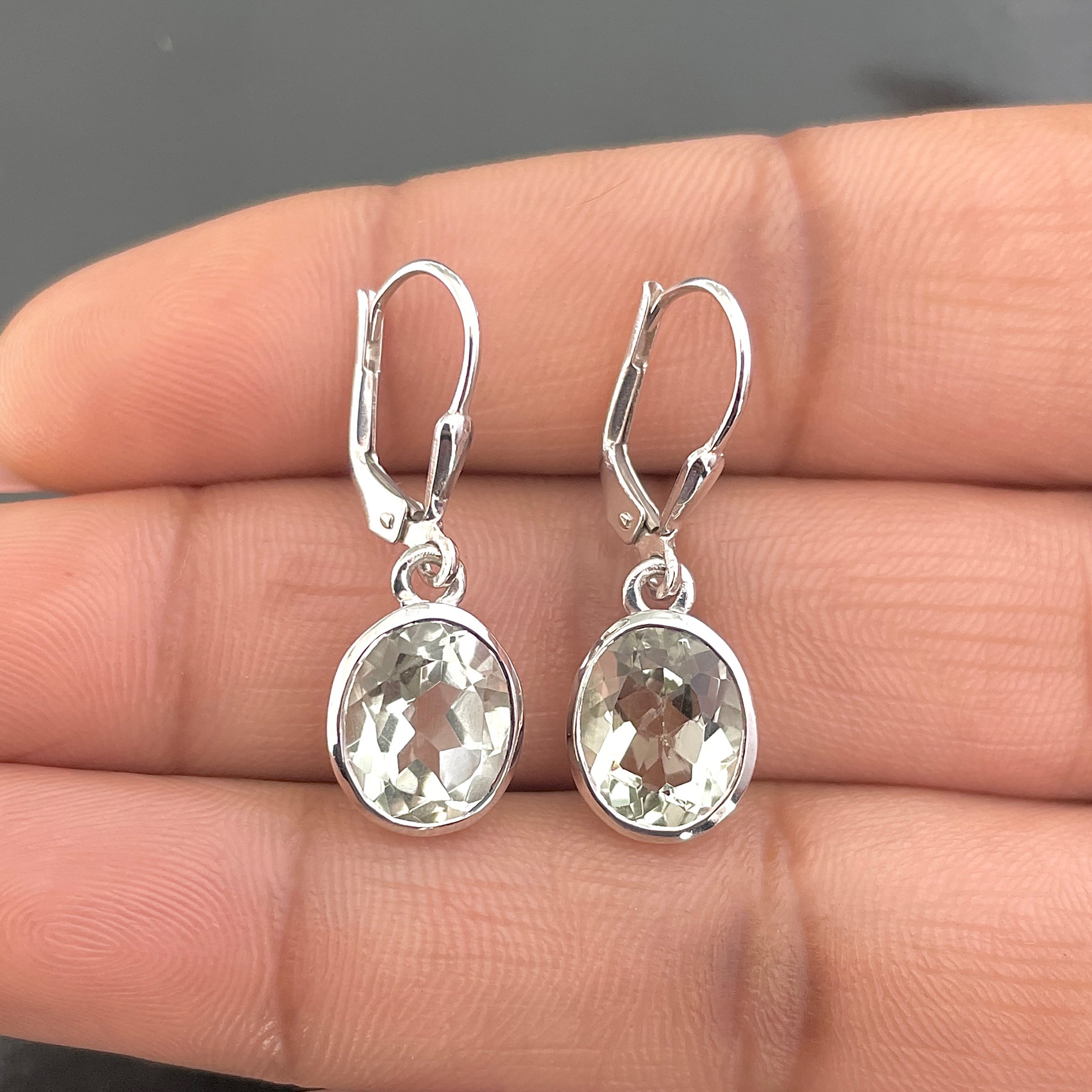 Green Amethyst Leverback Earring-(GRA-SE-713.)