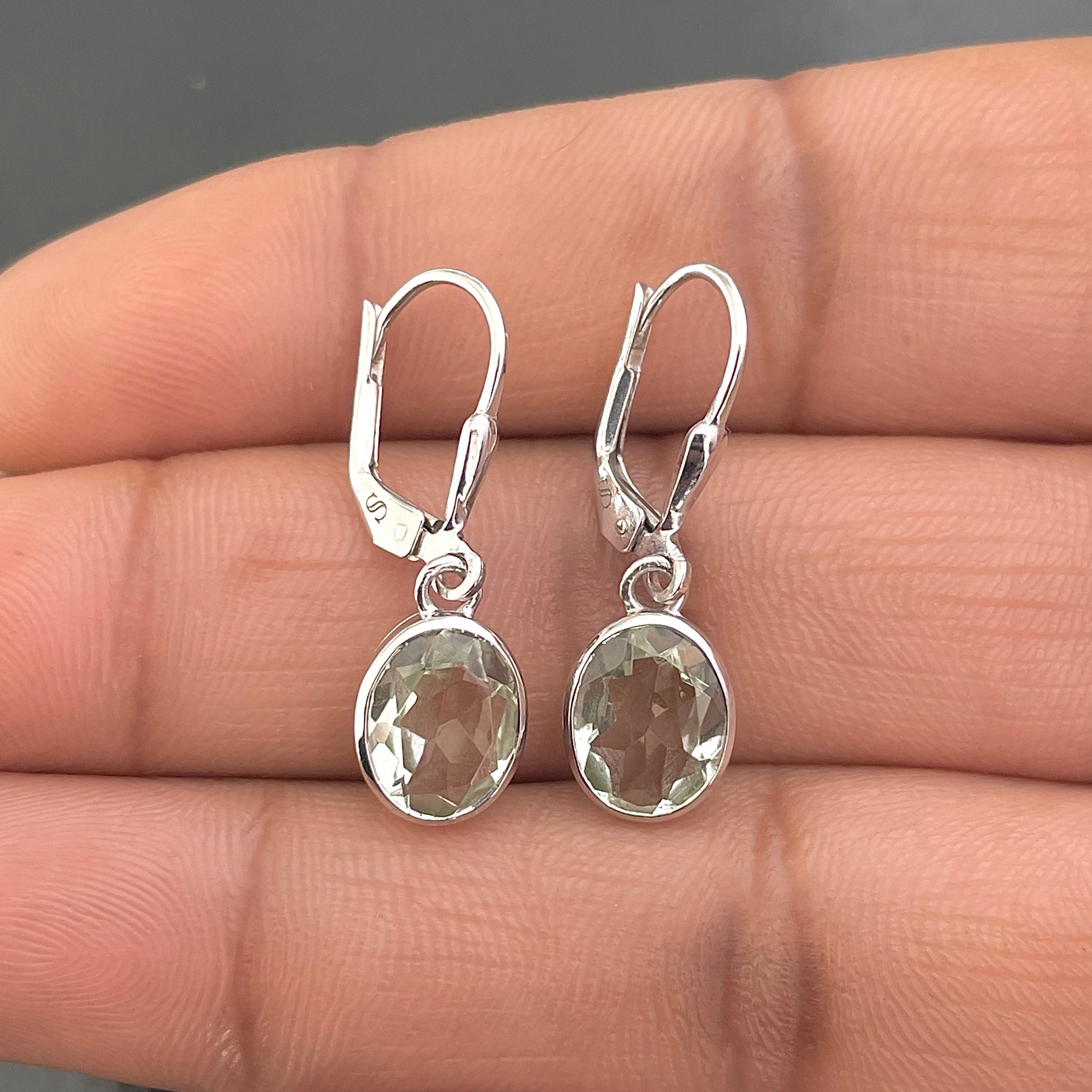 Green Amethyst Leverback Earring-(GRA-SE-998.)