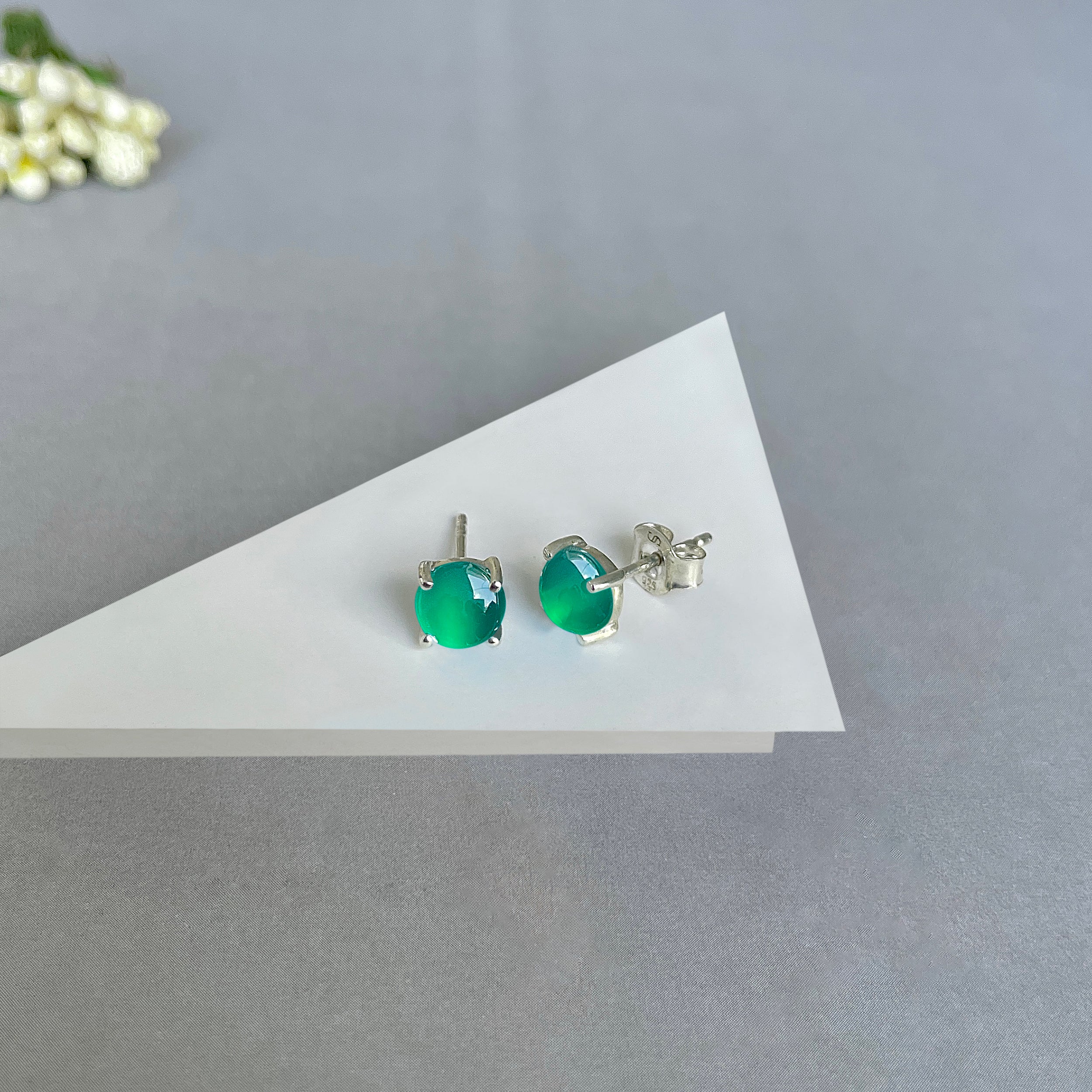 Green Onyx Stud Earrings-(GRO-SE-1069.)