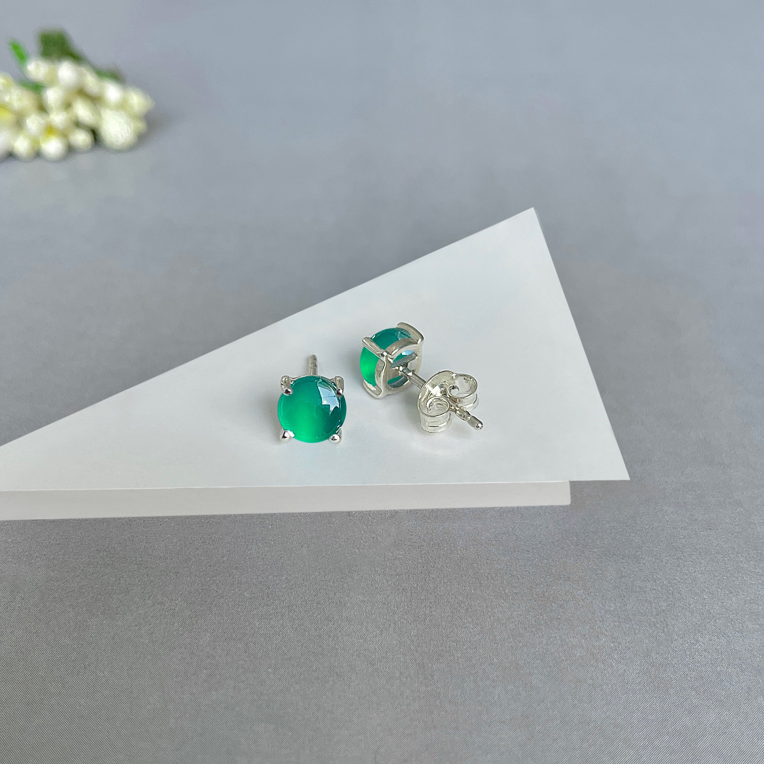 Green Onyx Stud Earrings-(GRO-SE-1069.)