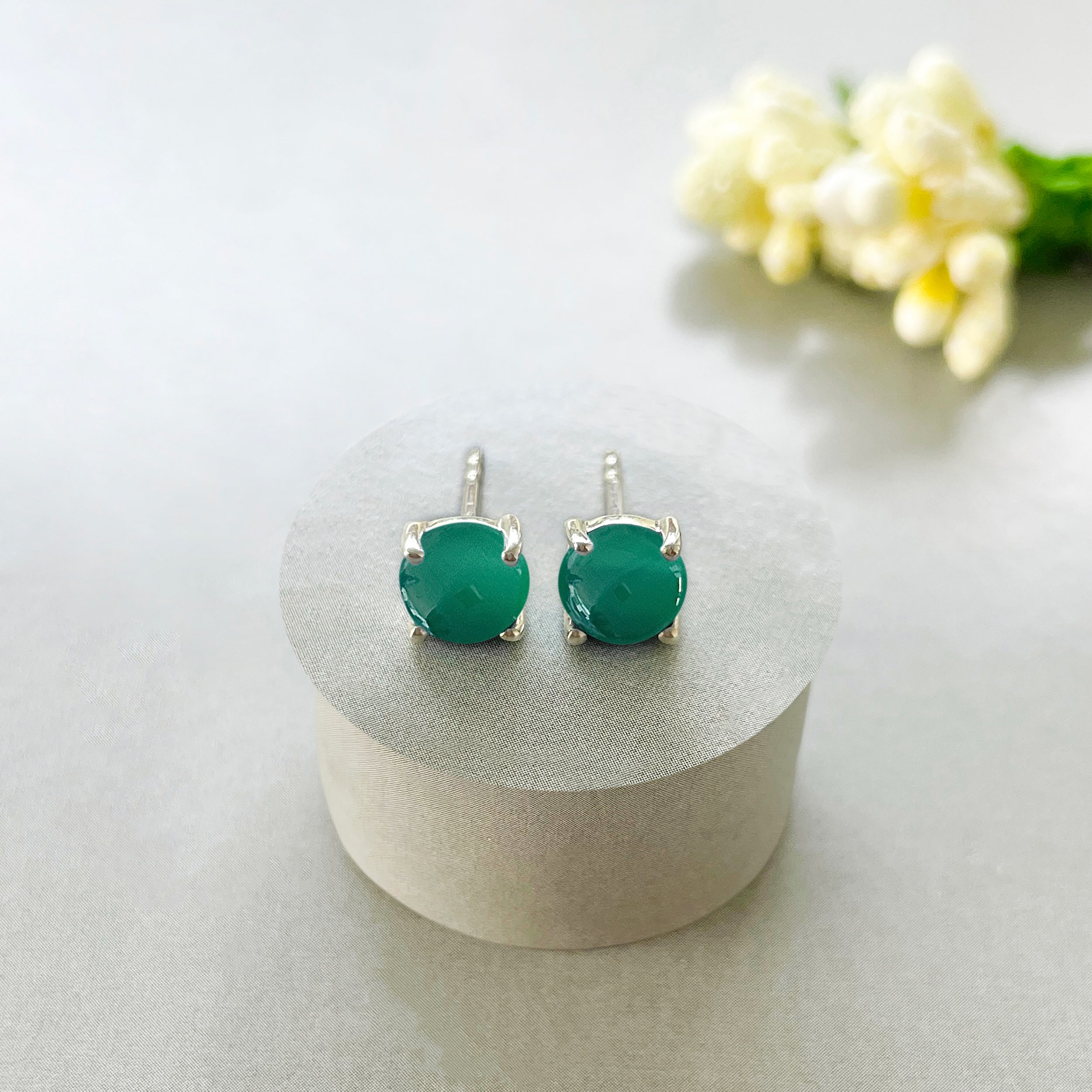 Green Onyx Stud Earring-(GRO-SE-1069.)