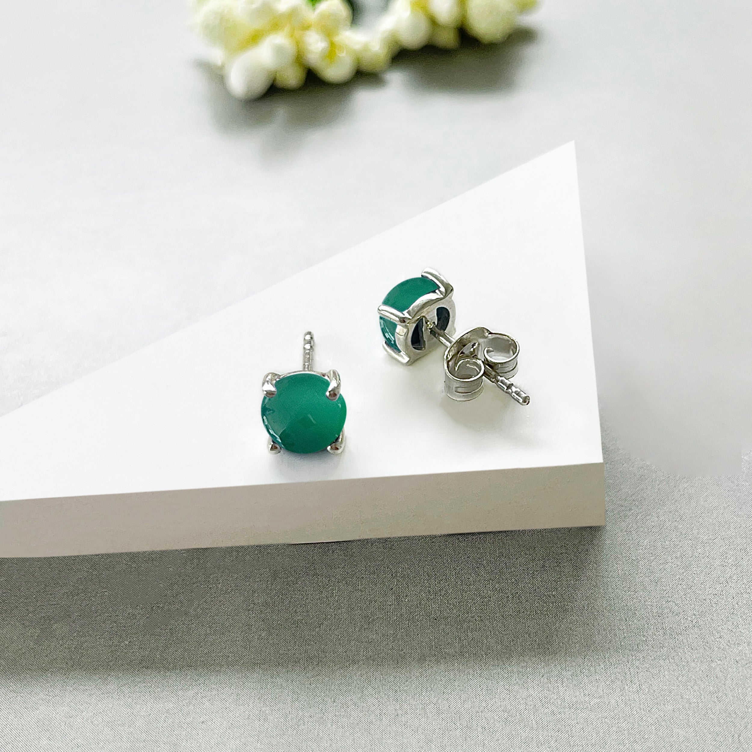 Green Onyx Stud Earring-(GRO-SE-1069.)