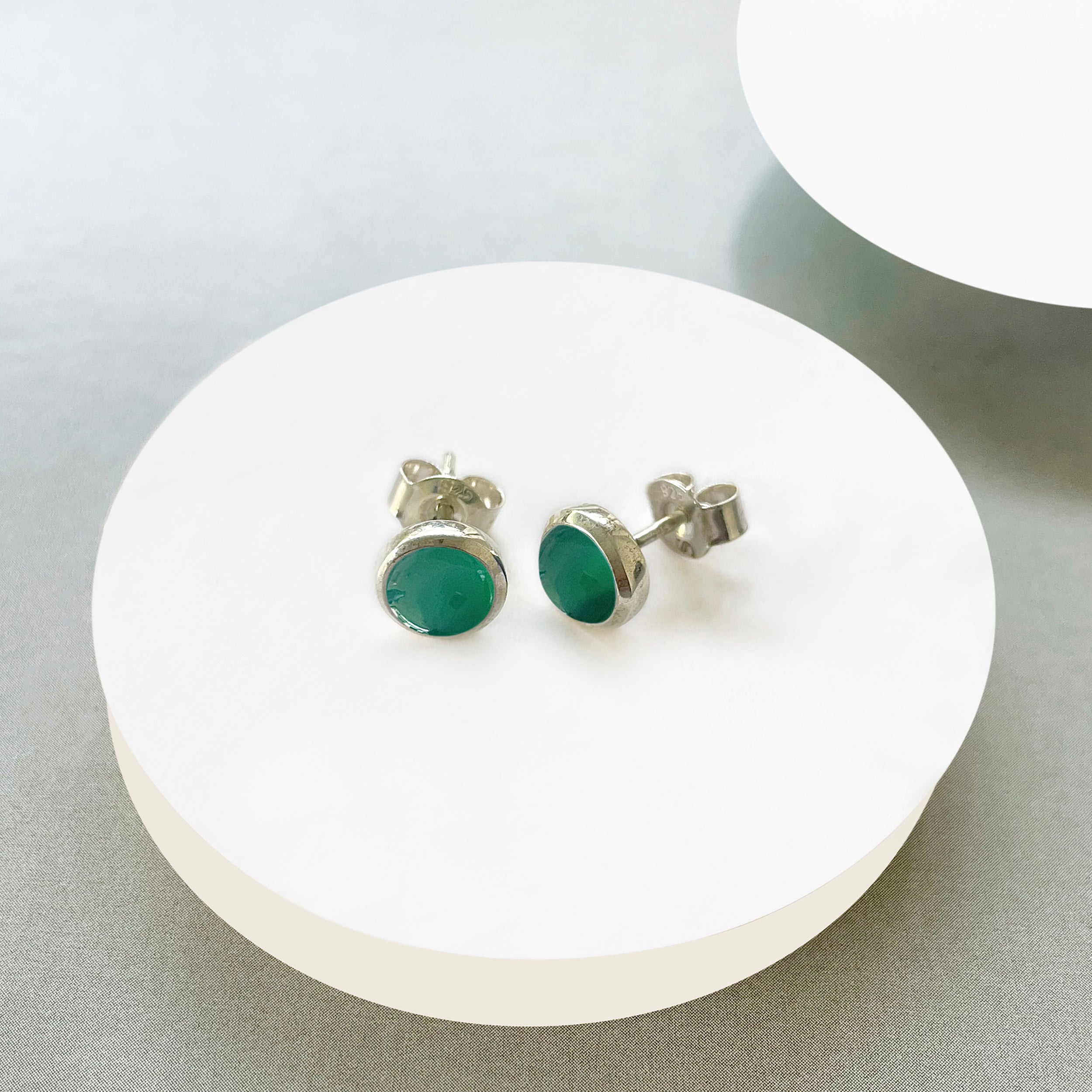 Green Onyx Stud Earring-(GRO-SE-1073.)