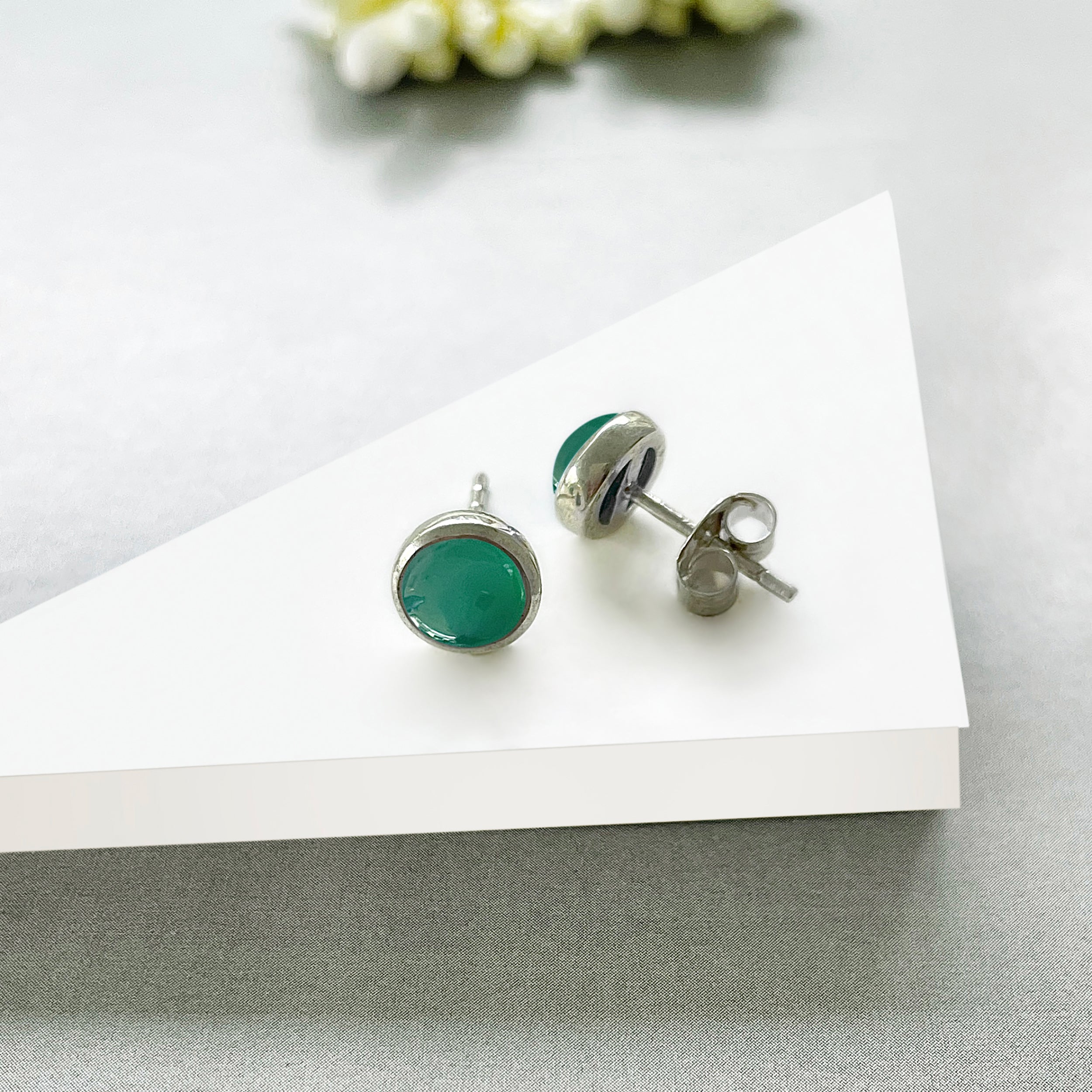 Green Onyx Stud Earring-(GRO-SE-1073.)