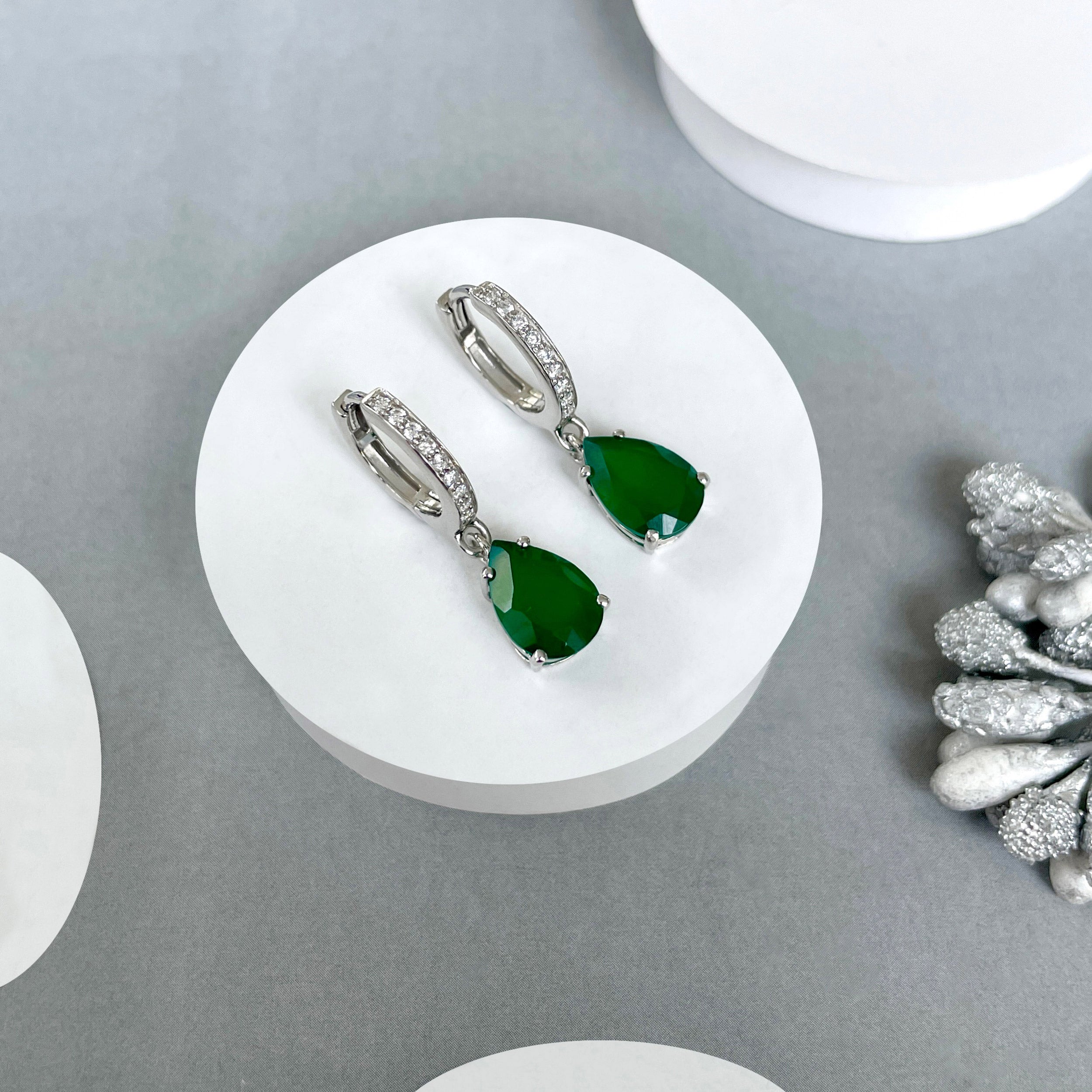 Green Onyx Hoop Earrings-(GRO-SE-1223.)