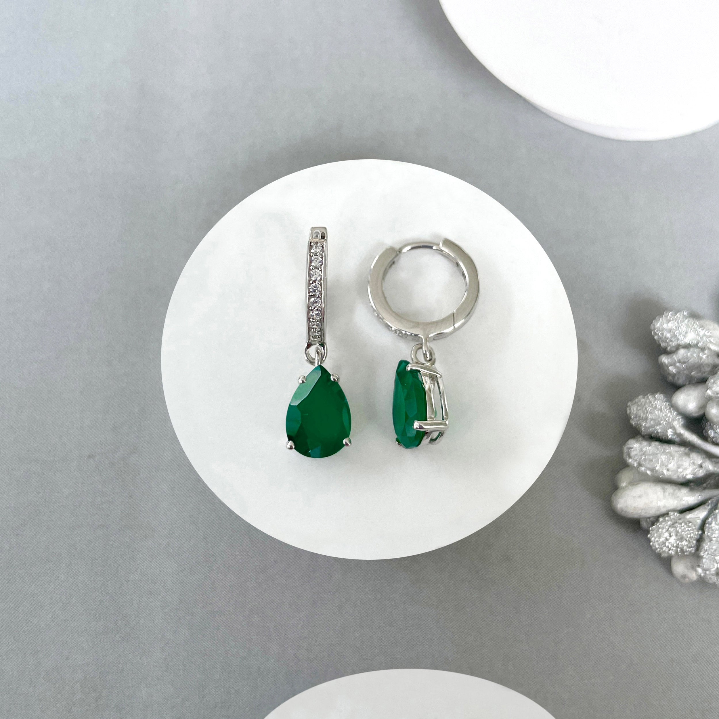 Green Onyx Hoop Earrings-(GRO-SE-1223.)
