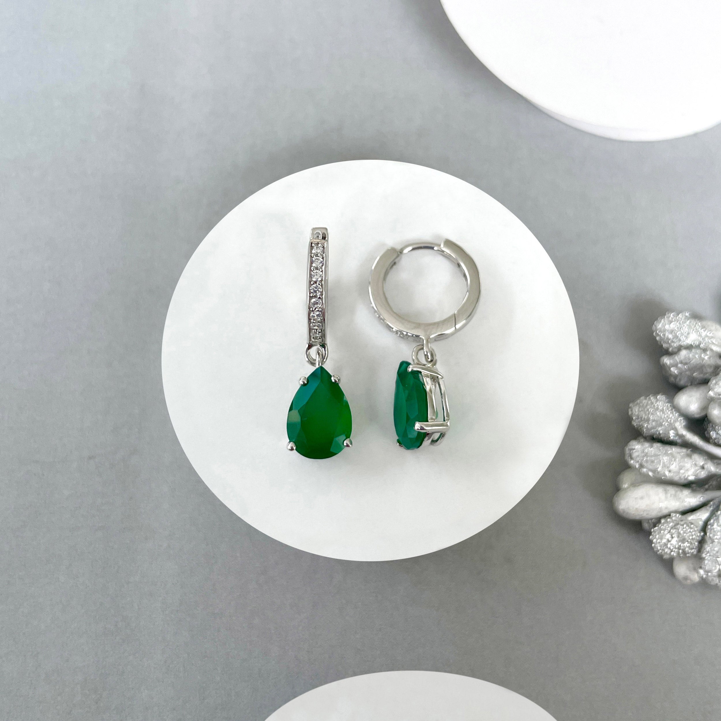 Green Onyx Hoop Earrings-(GRO-SE-1223.)