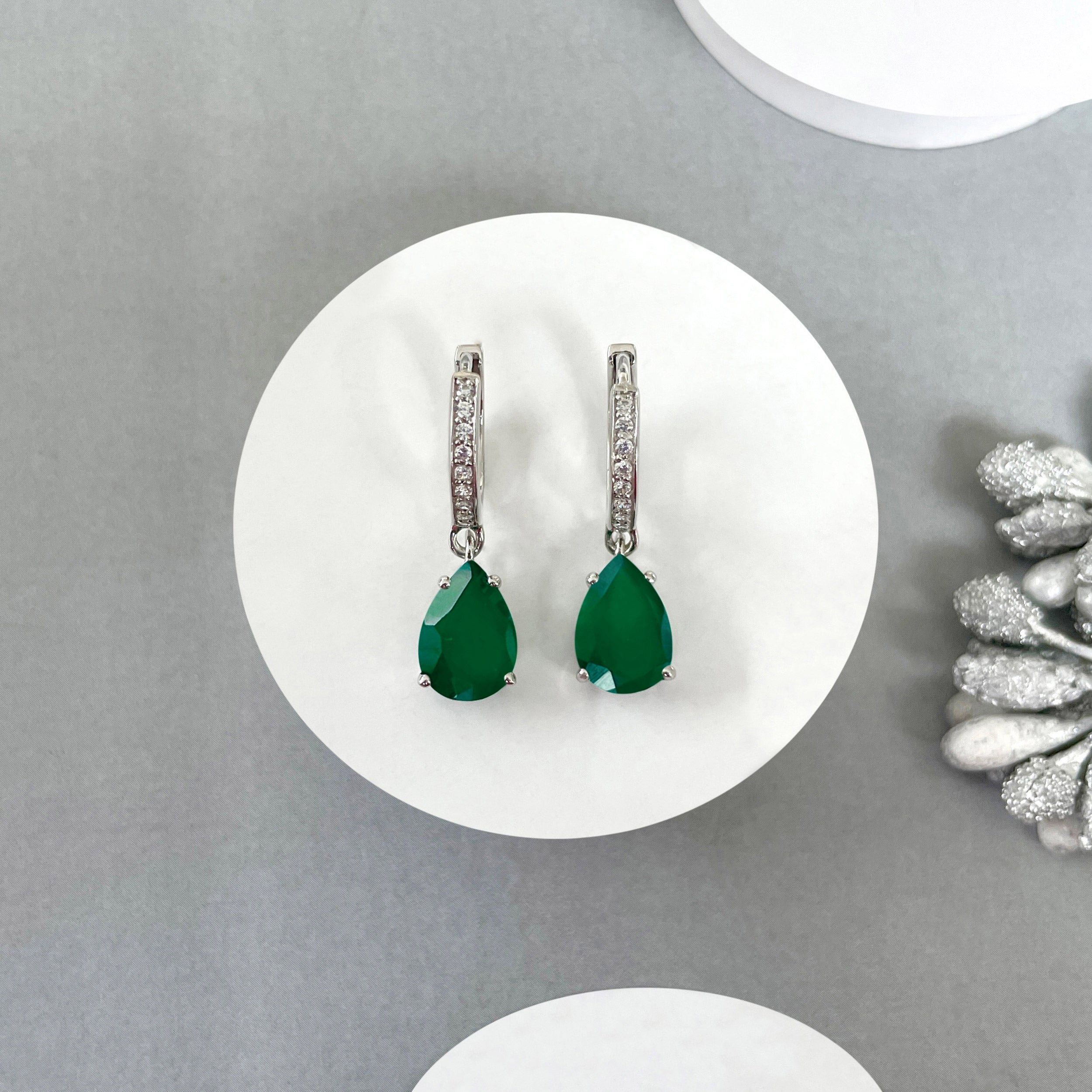 Green Onyx Hoop Earrings-(GRO-SE-1223.)