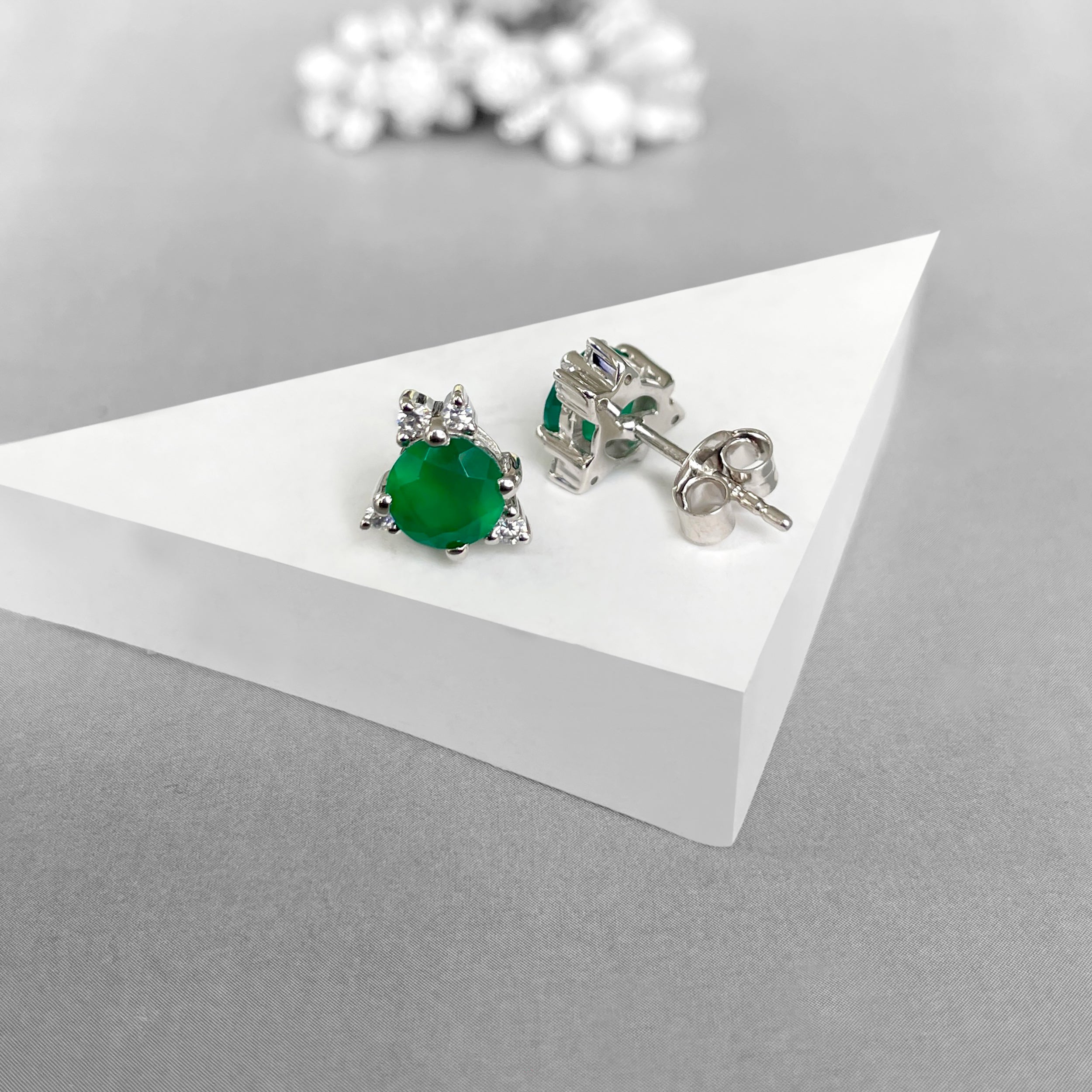Green Onyx Stud Earrings-(GRO-SE-1260.)