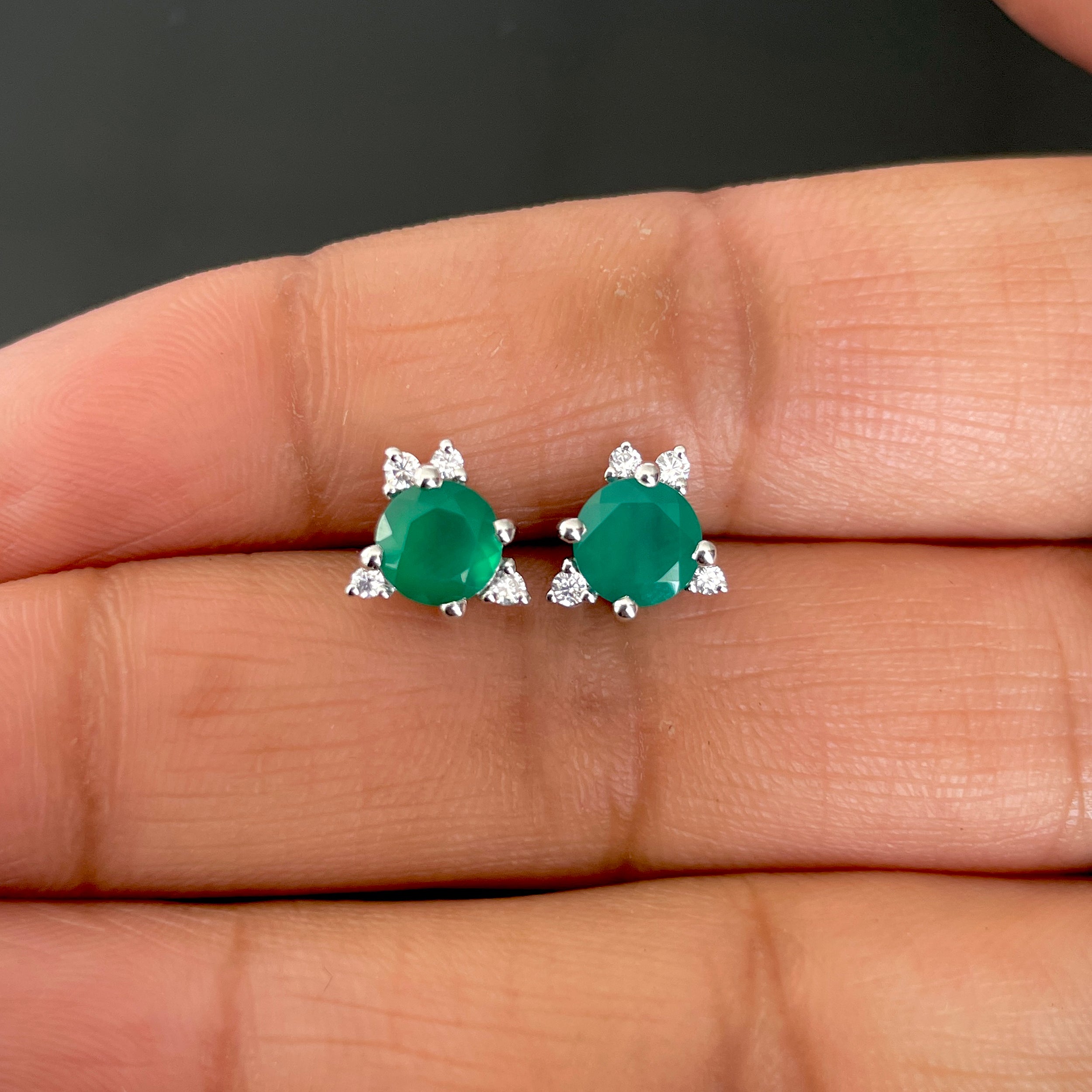 Green Onyx Stud Earring-(GRO-SE-1260.)