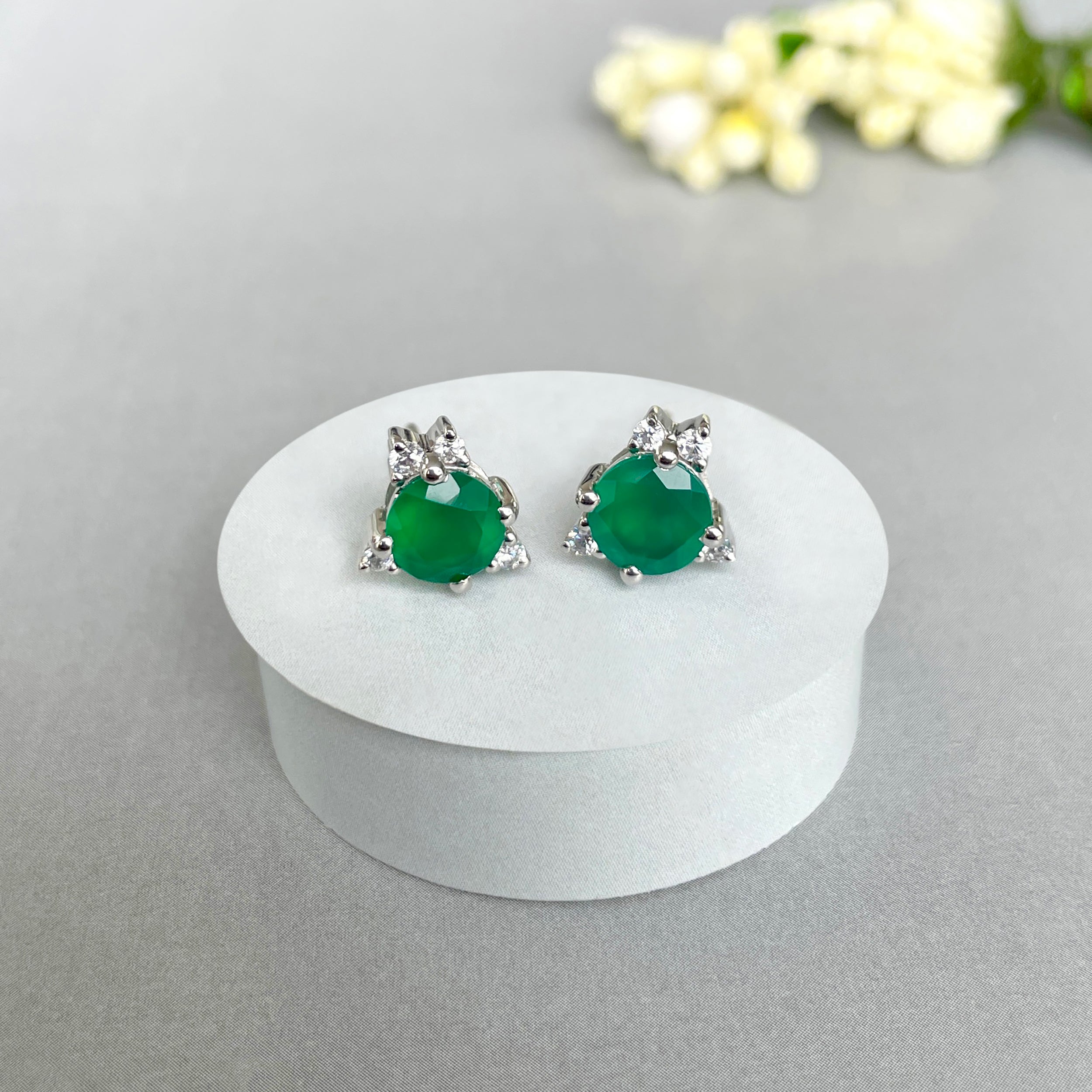 Green Onyx Stud Earrings-(GRO-SE-1260.)