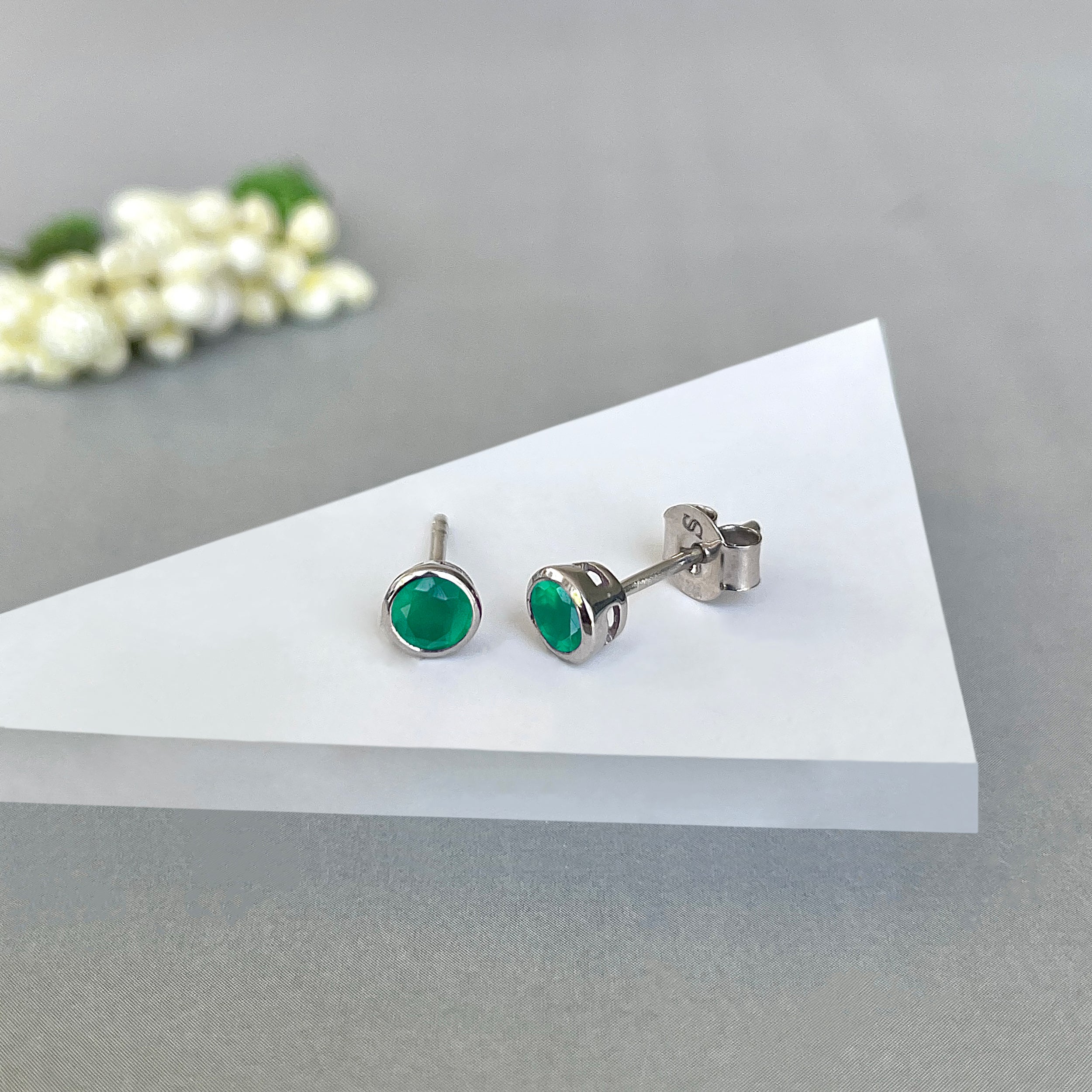 Green Onyx Stud Earring-(GRO-SE-1375.)