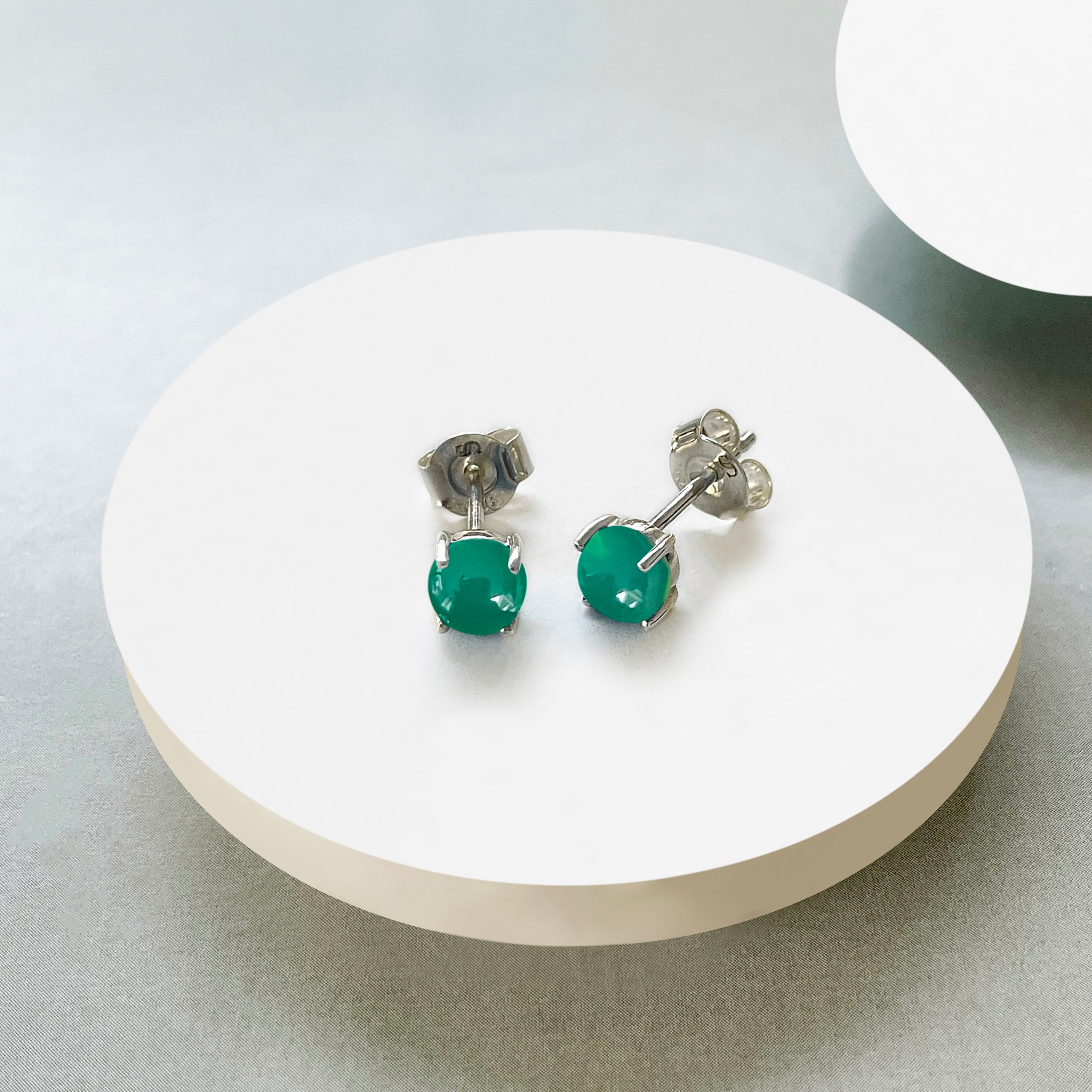 Green Onyx Stud Earring-(GRO-SE-699.)