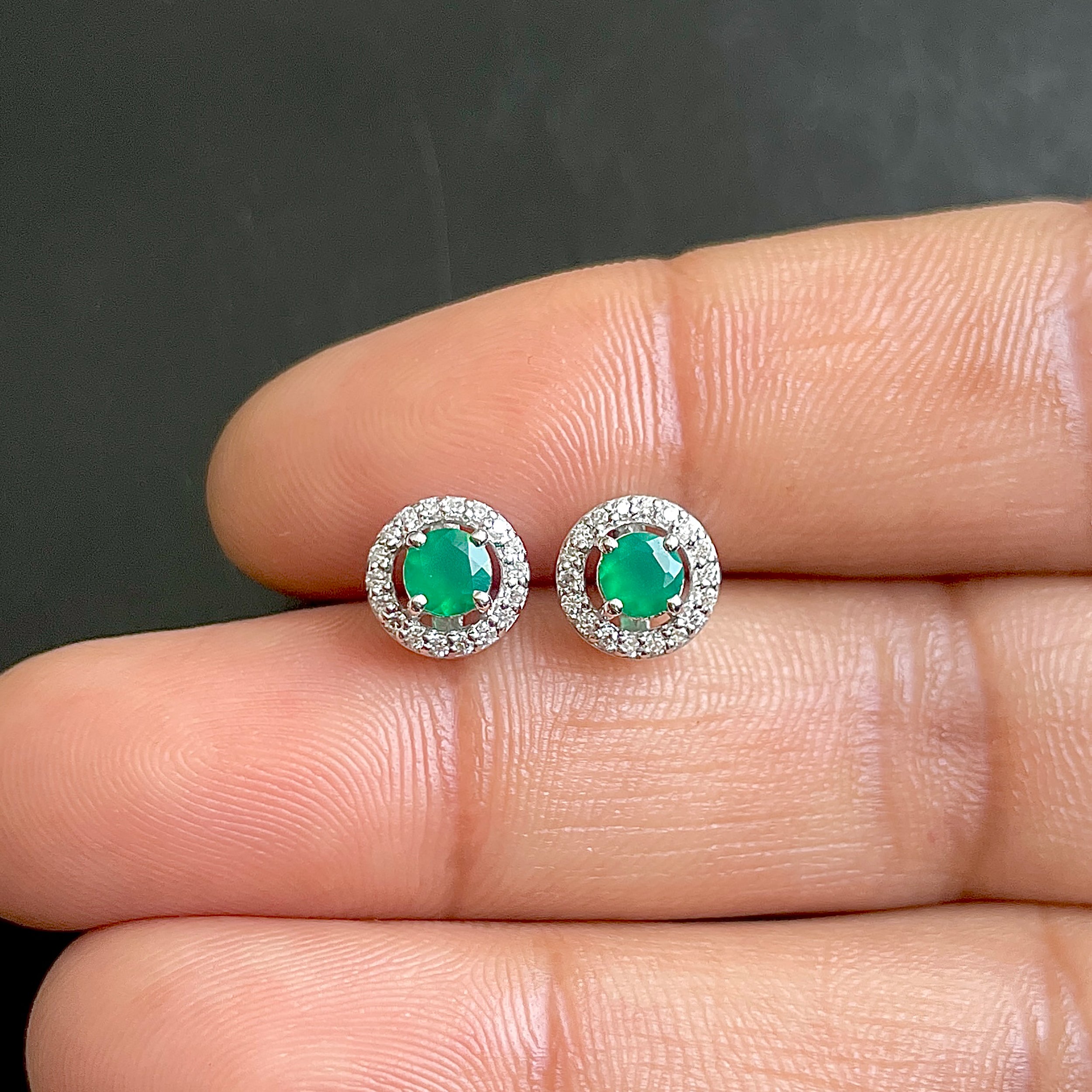 Green Onyx Stud Earrings-(GRO-SE-985.)
