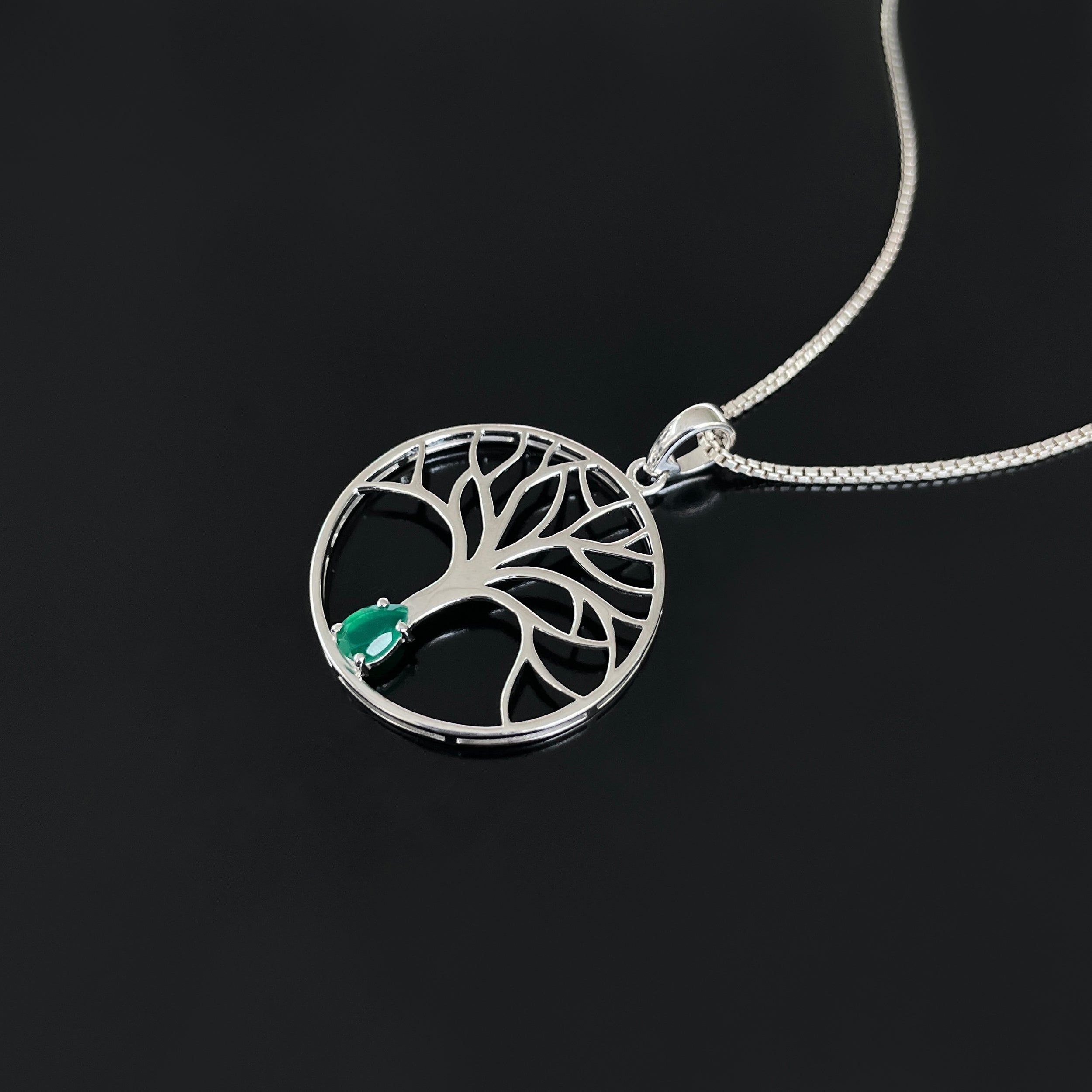 Green Onyx Tree Of Life Pendant-(GRO-SN-154.)