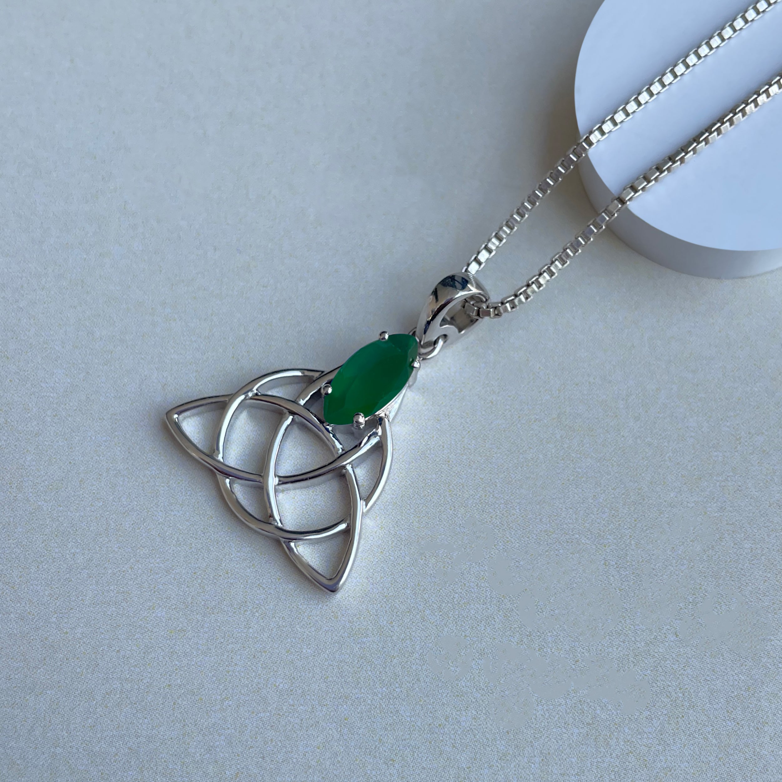 Green Onyx Pendant-(GRO-SN-161.)