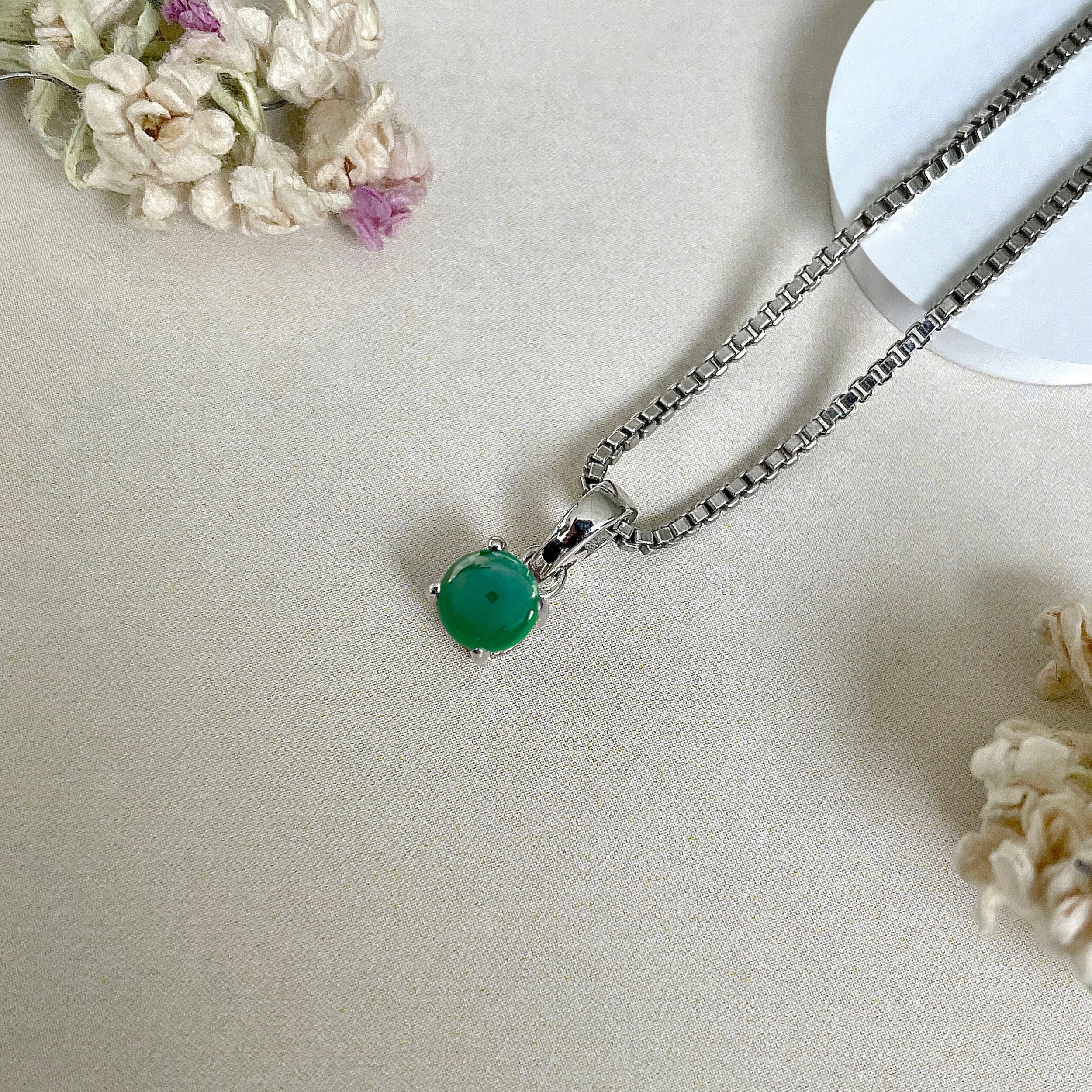 Green Onyx Pendant-(GRO-SP-1168.)