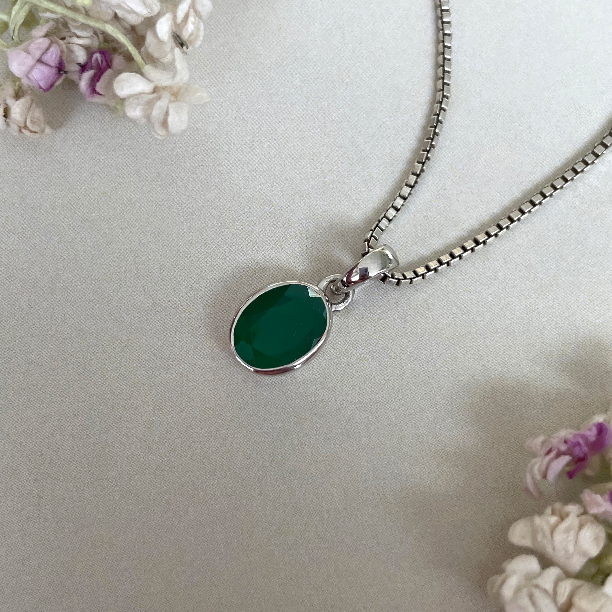 Green Onyx Pendant-(GRO-SP-380.)