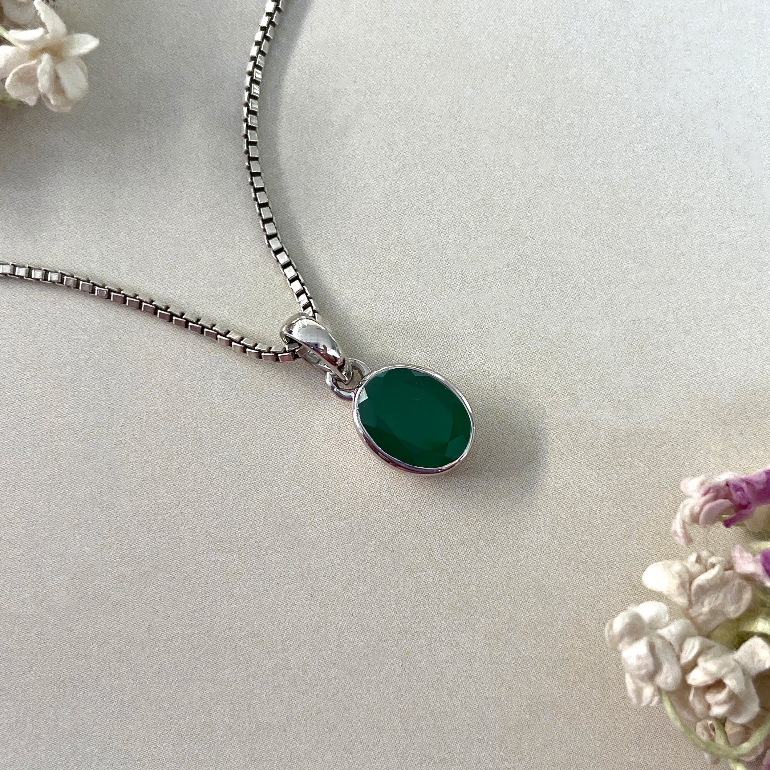 Green Onyx Pendant-(GRO-SP-380.)