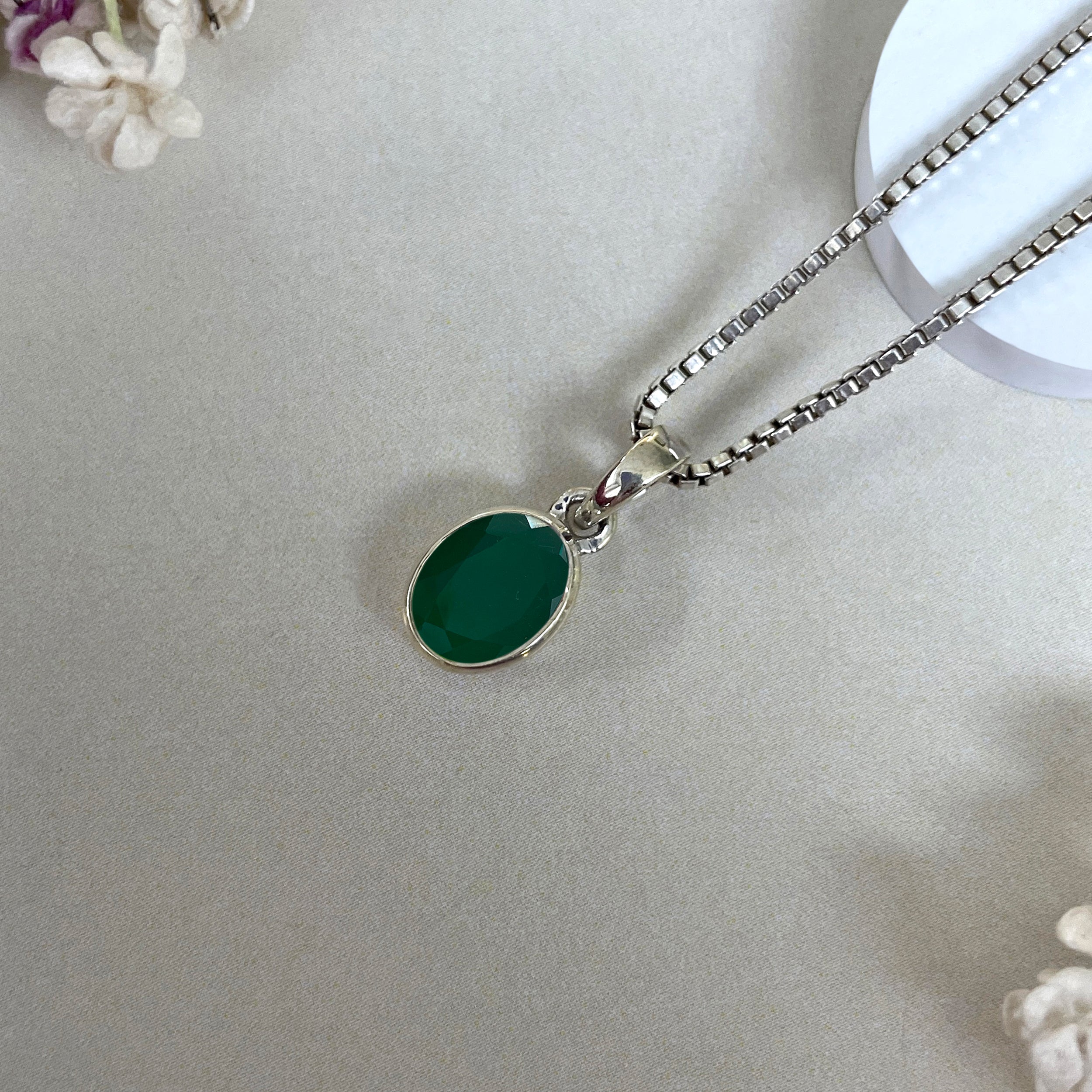 Green Onyx Pendant-(GRO-SP-380.)