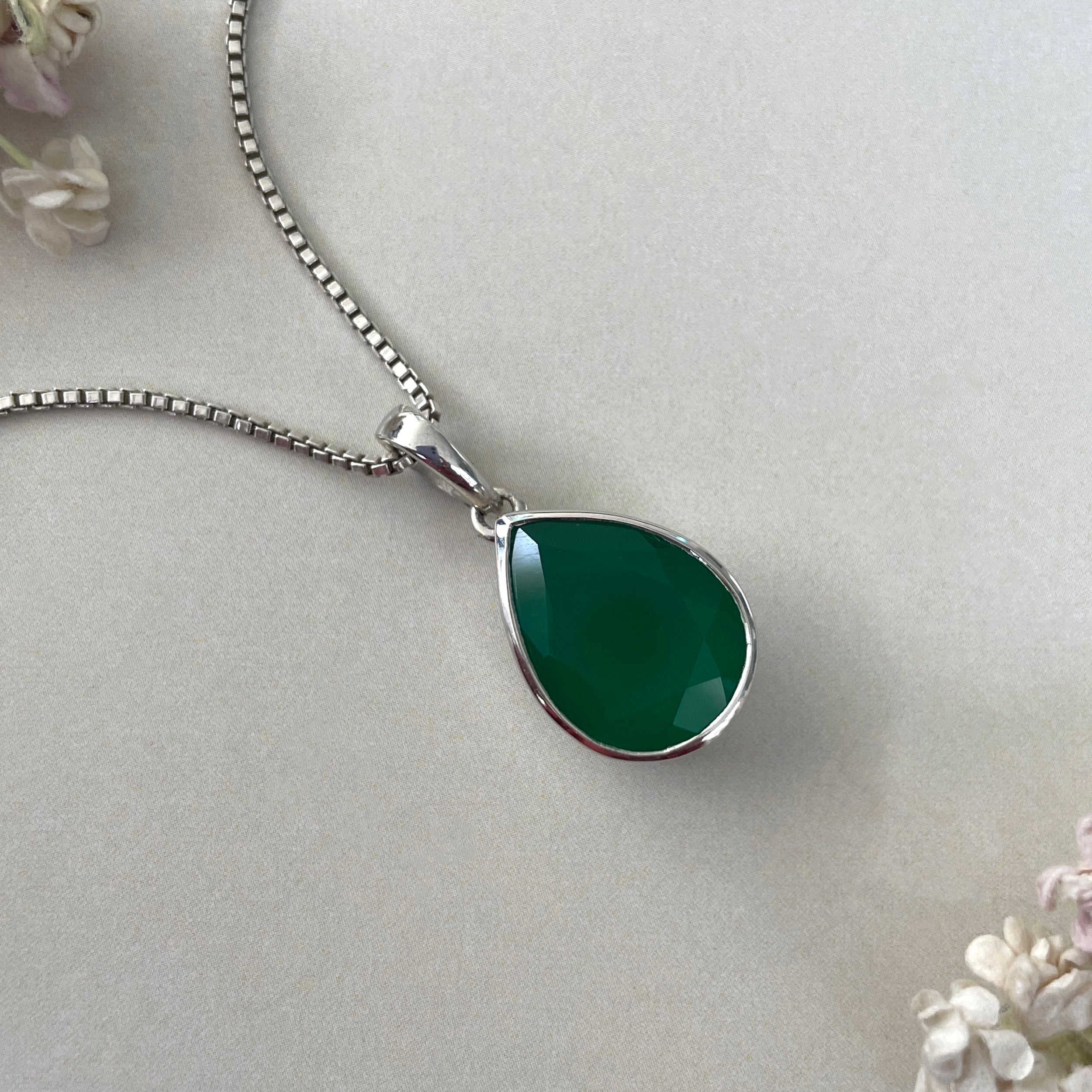 Green Onyx Pendant-(GRO-SP-454.)