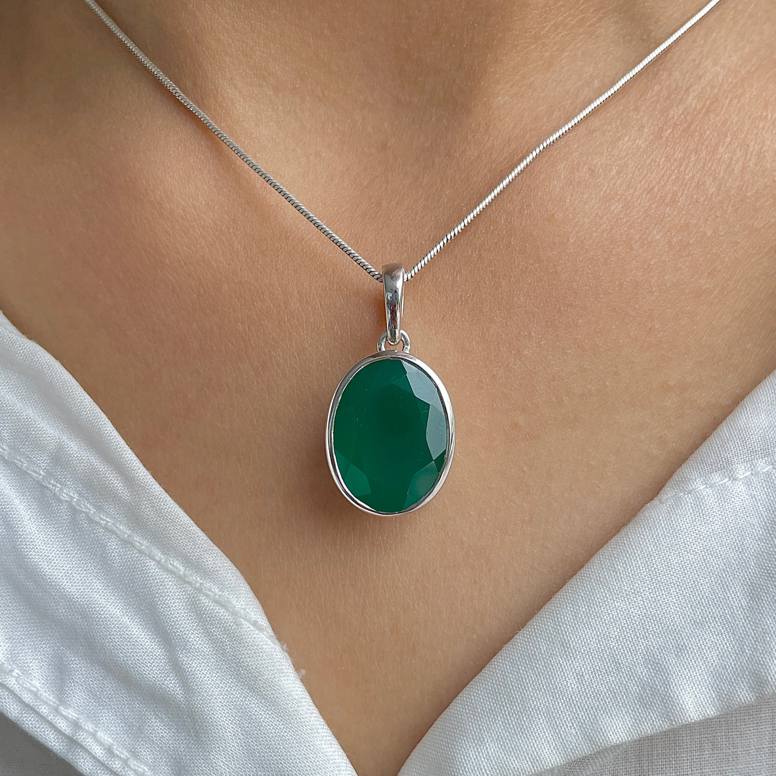 Green Onyx Pendant-(GRO-SP-458.)