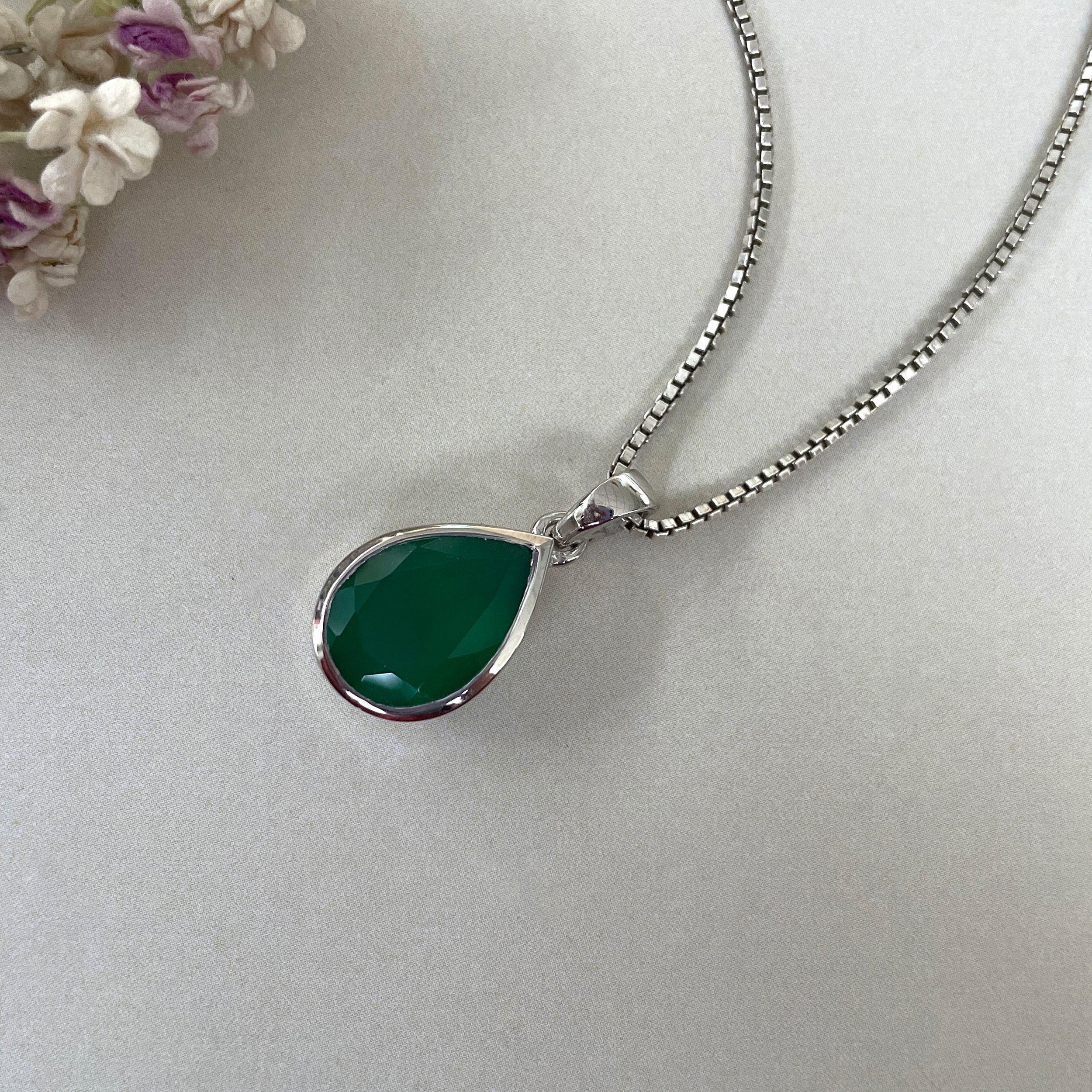 Green Onyx Pendant-(GRO-SP-463.)