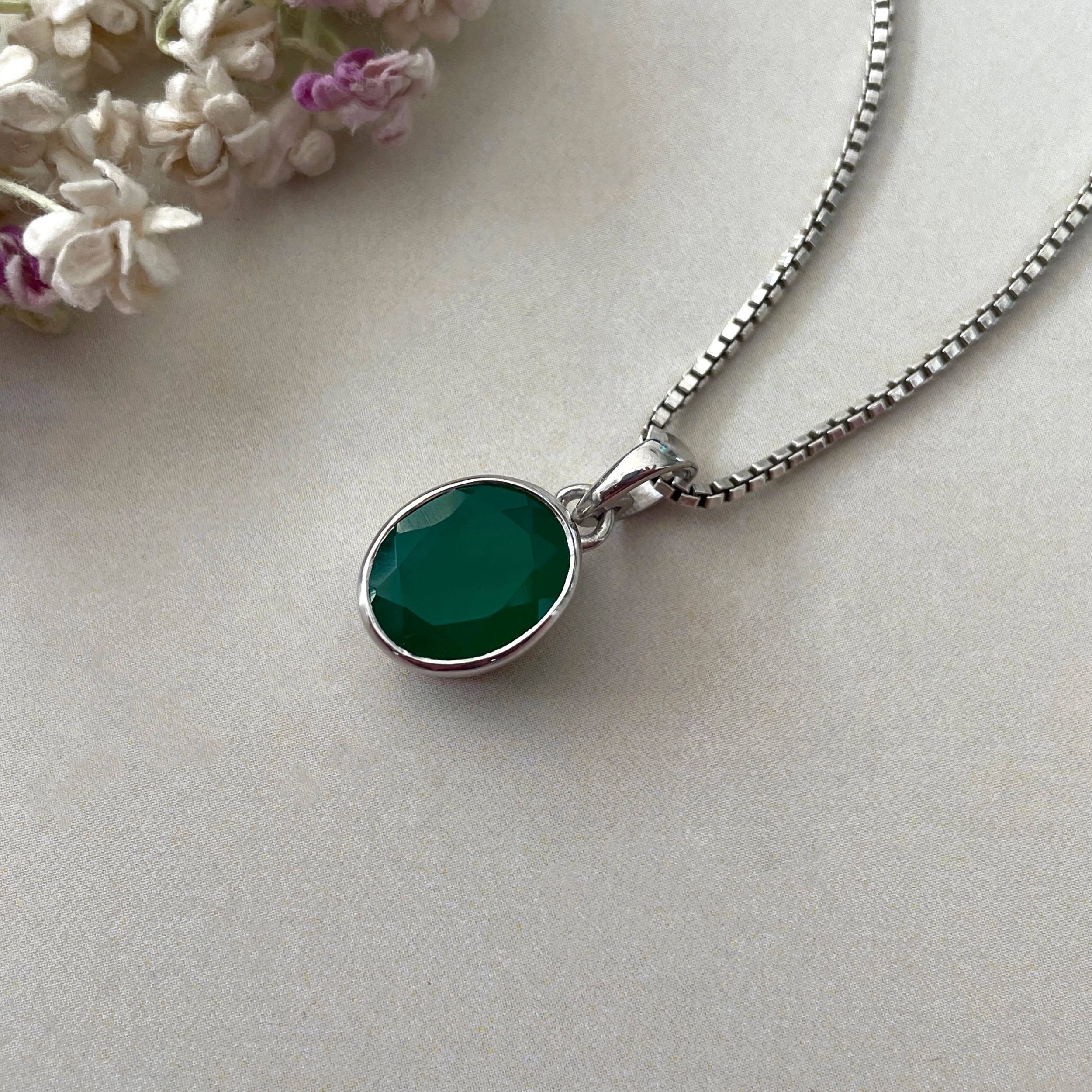 Green Onyx Pendant-(GRO-SP-466.)