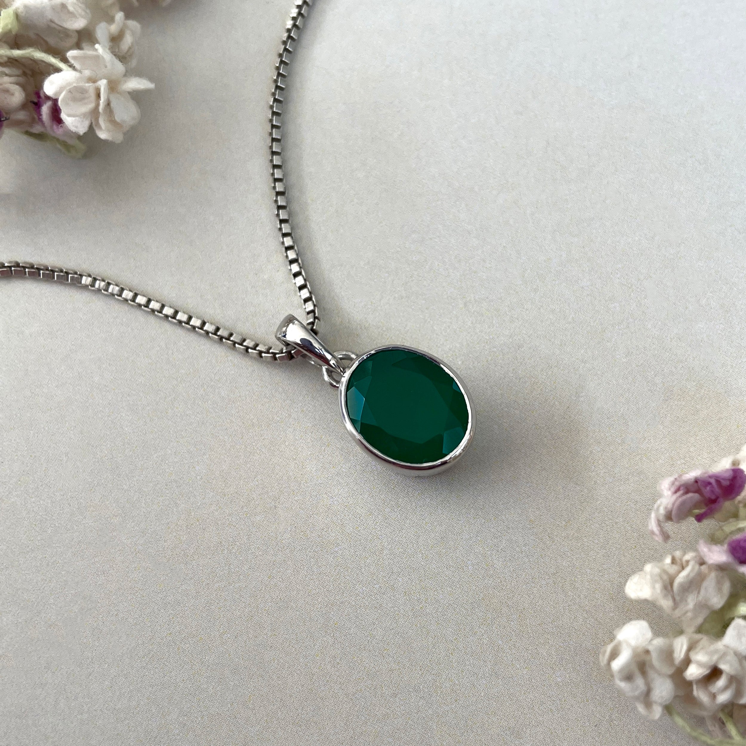 Green Onyx Pendant-(GRO-SP-466.)