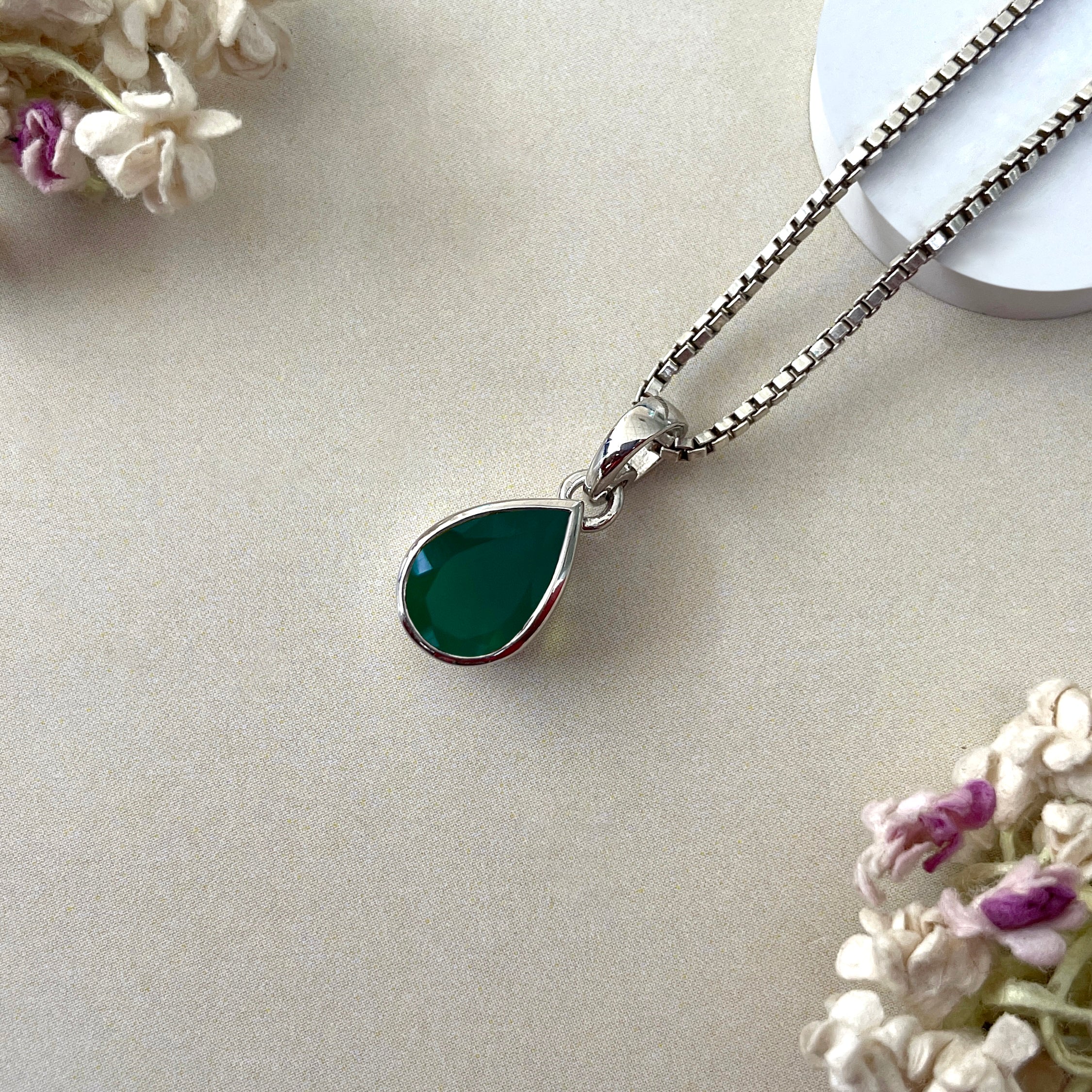 Green Onyx Pendant-(GRO-SP-468.)