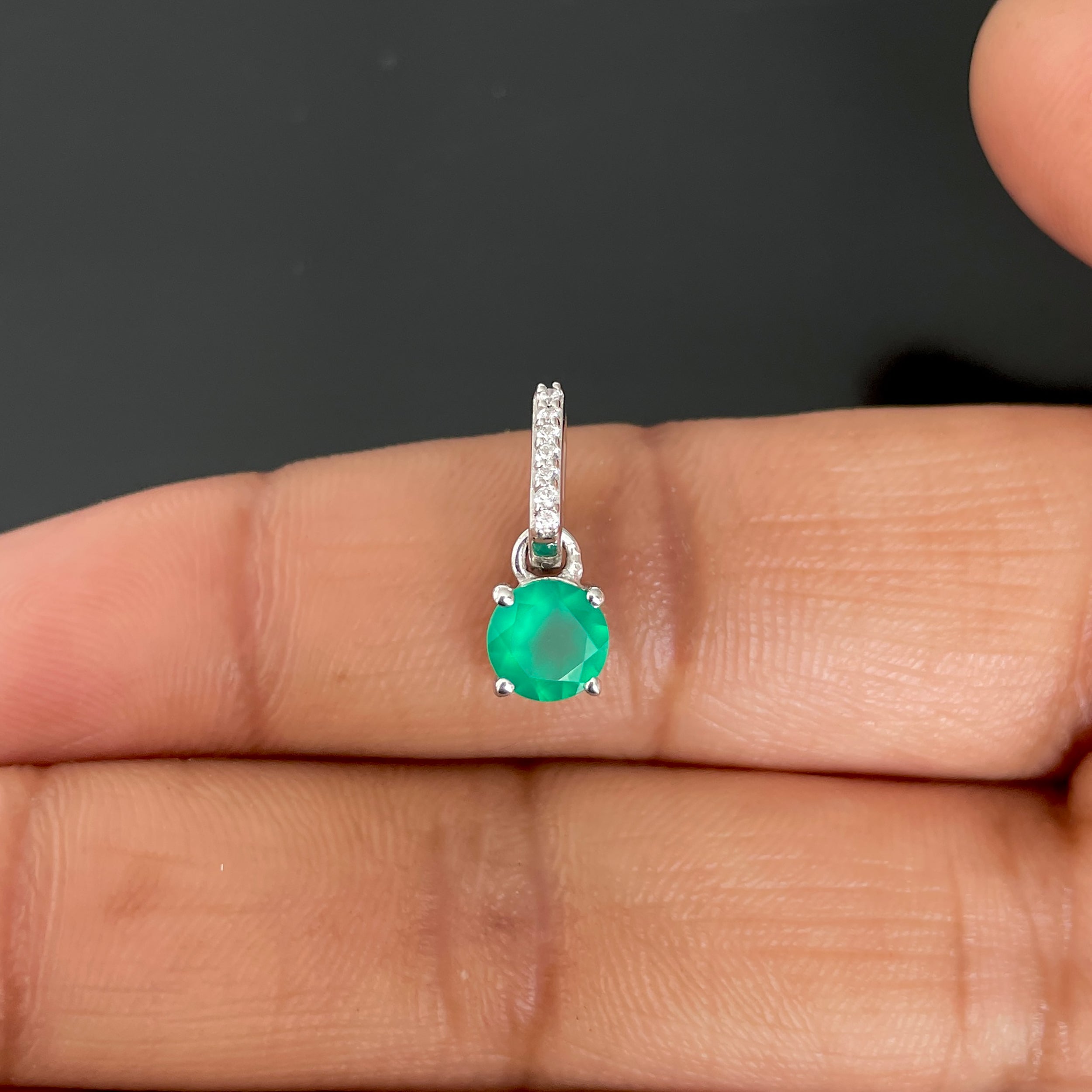 Green Onyx Pendant-(GRO-SP-549.)