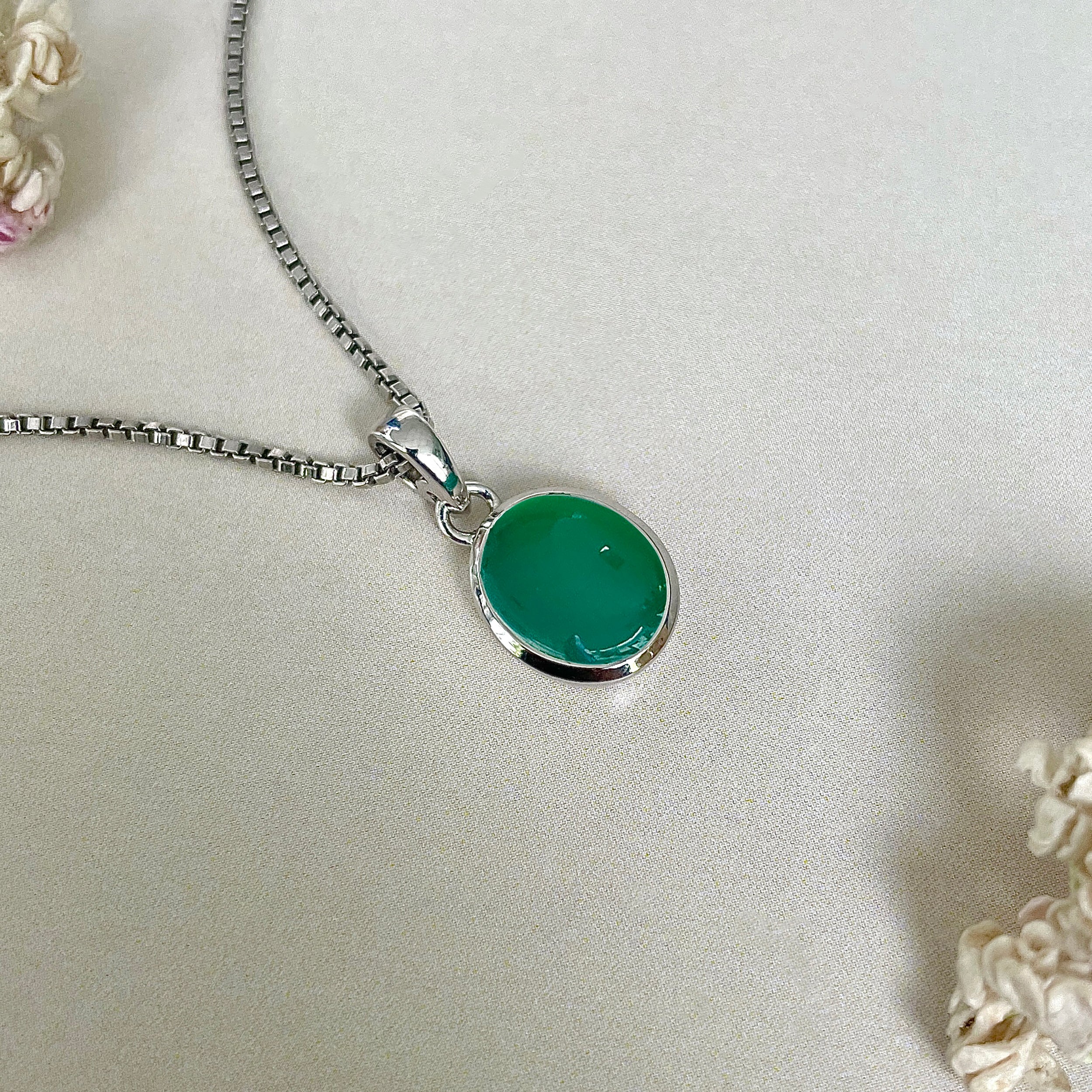 Green Onyx Pendant-(GRO-SP-684.)