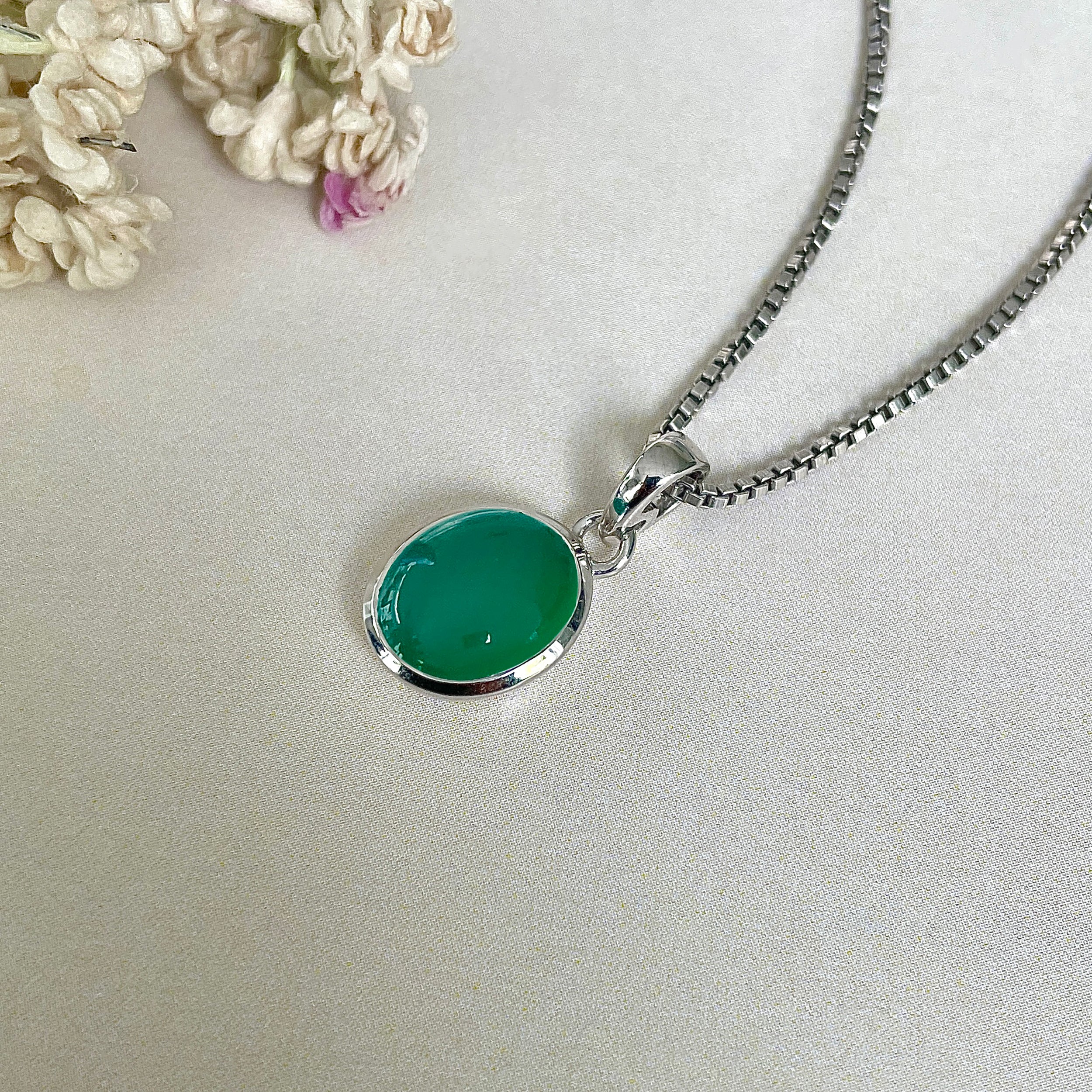 Green Onyx Pendant-(GRO-SP-684.)
