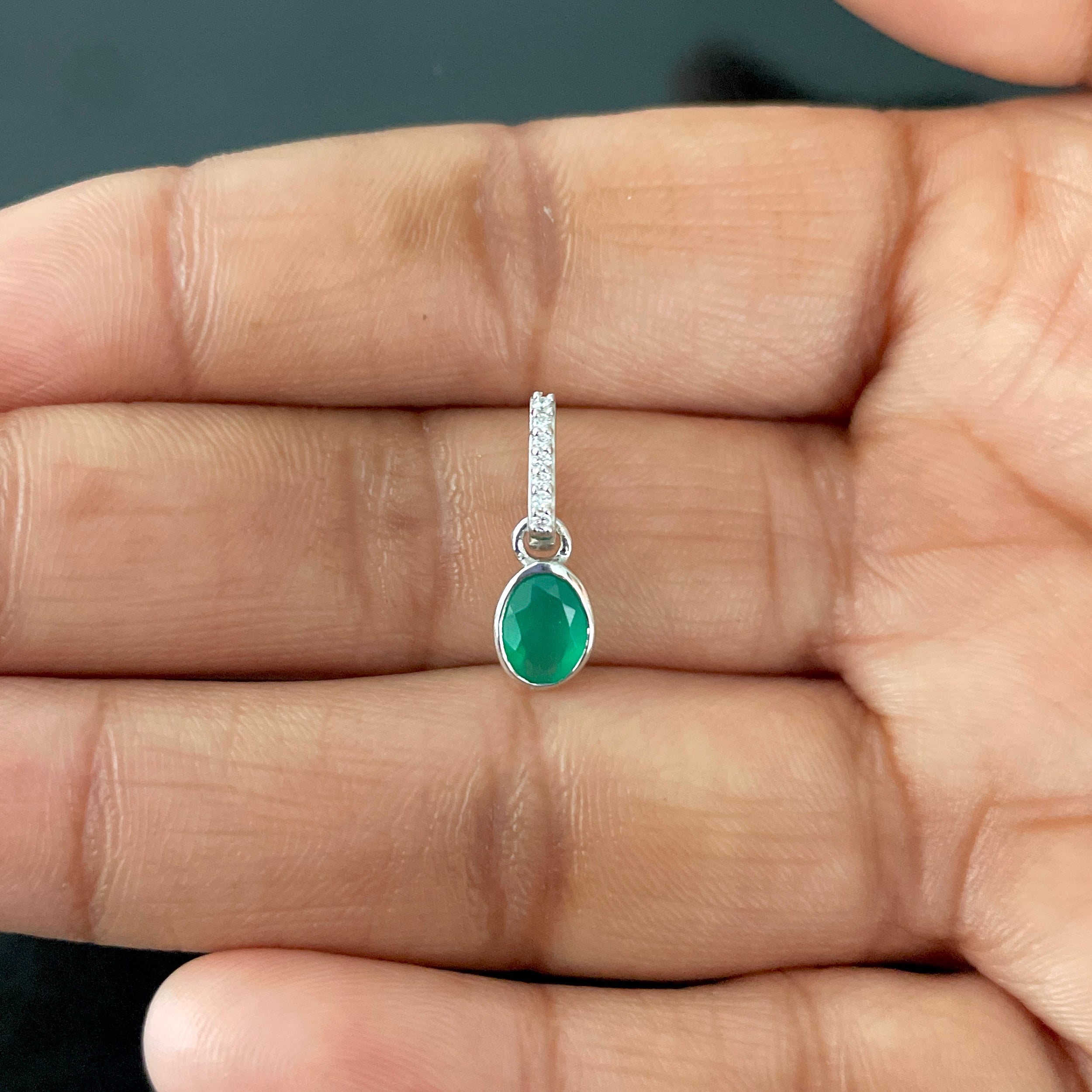 Green Onyx & White Topaz Pendant-(GRO-SP-780.)