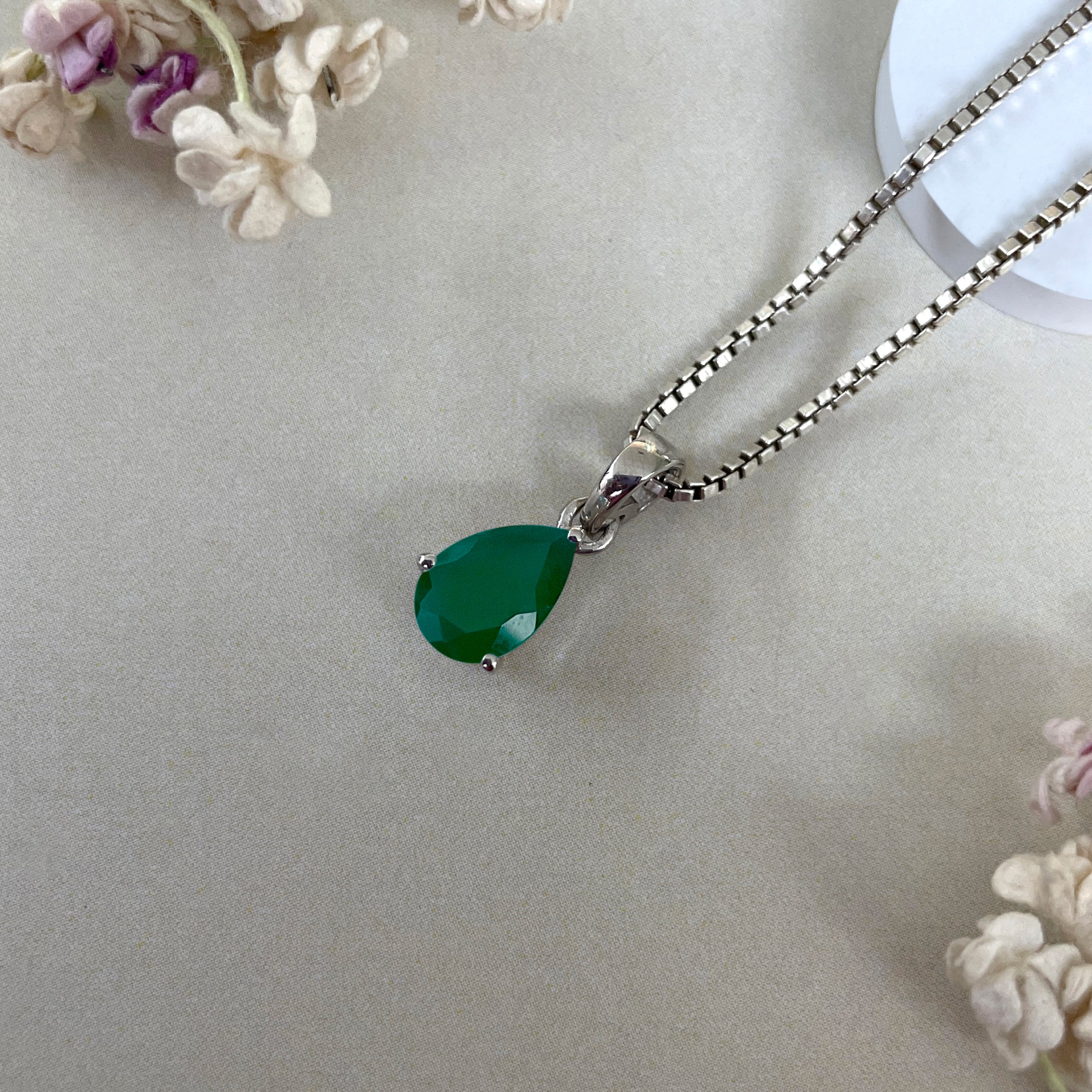 Green Onyx Pendant-(GRO-SP-917.)