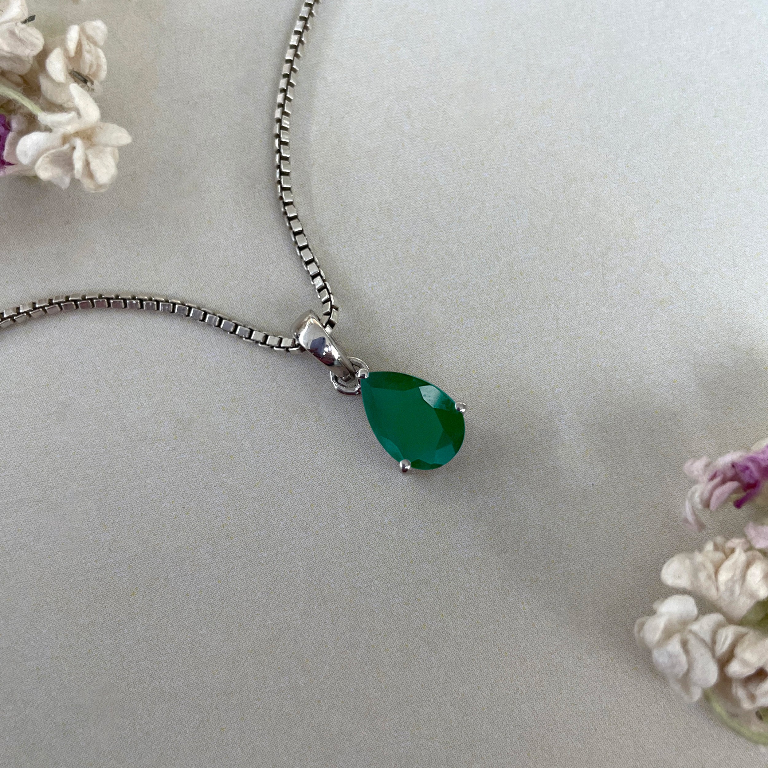 Green Onyx Pendant-(GRO-SP-917.)