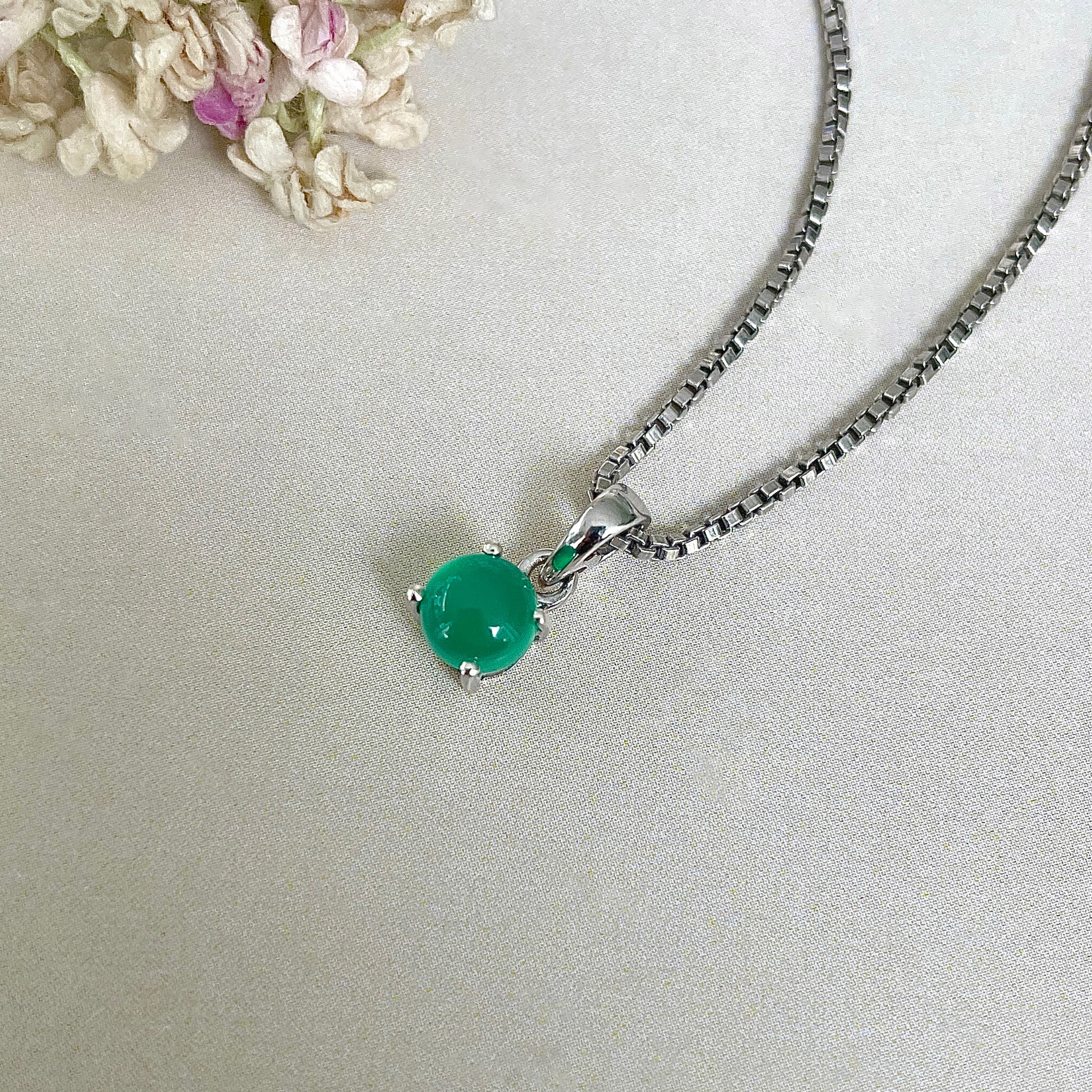 Green Onyx Pendant-(GRO-SP-927.)