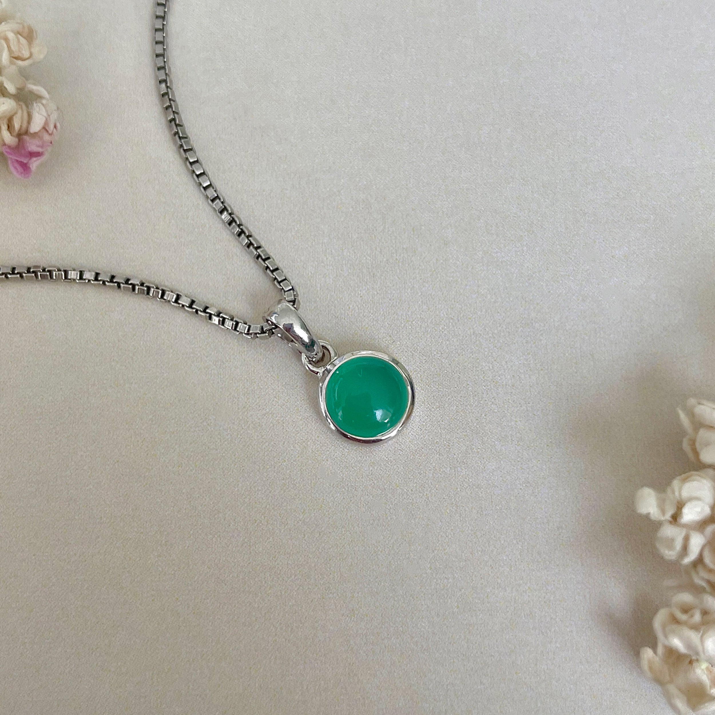 Green Onyx Pendant-(GRO-SP-950.)