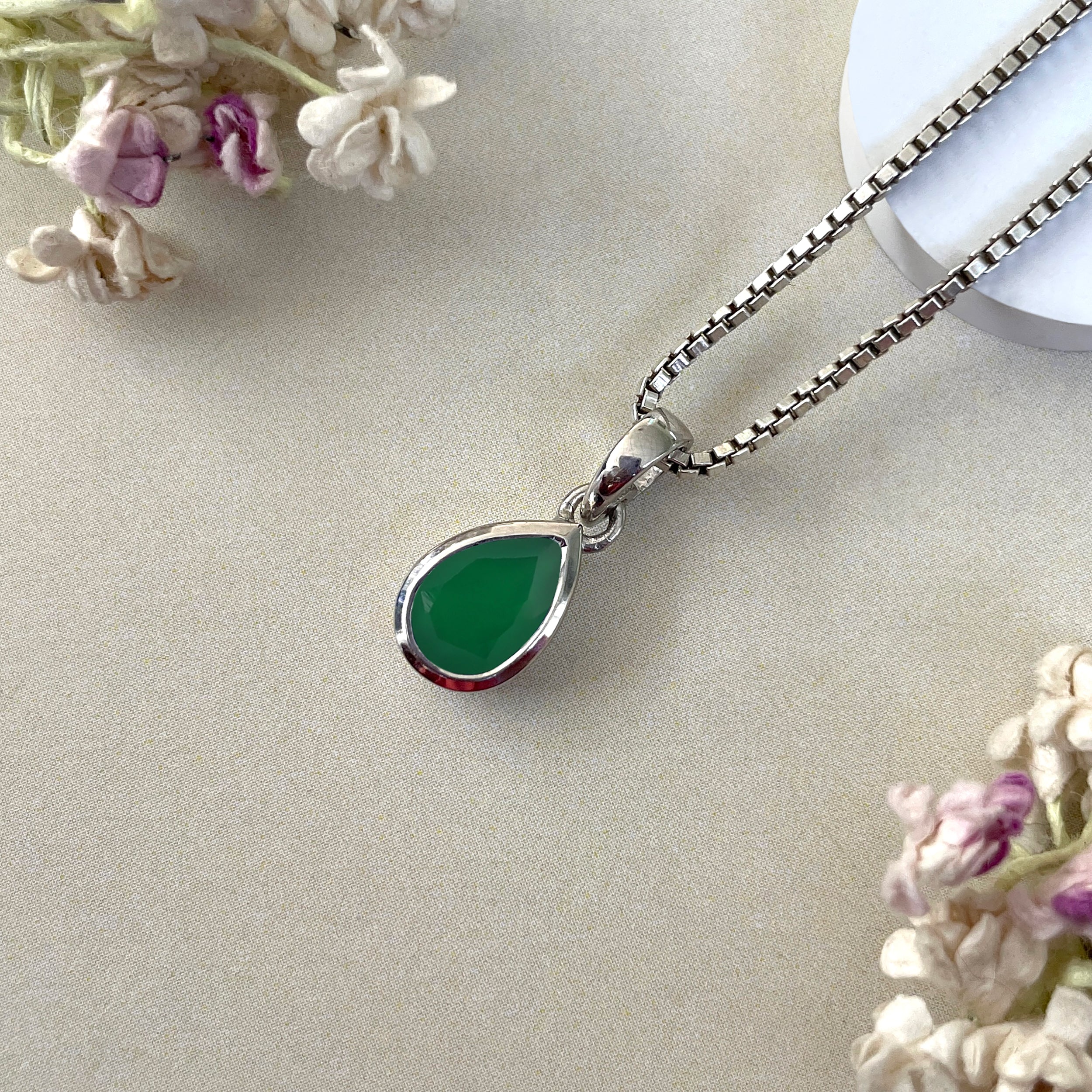 Green Onyx Pendant-(GRO-SP-956.)