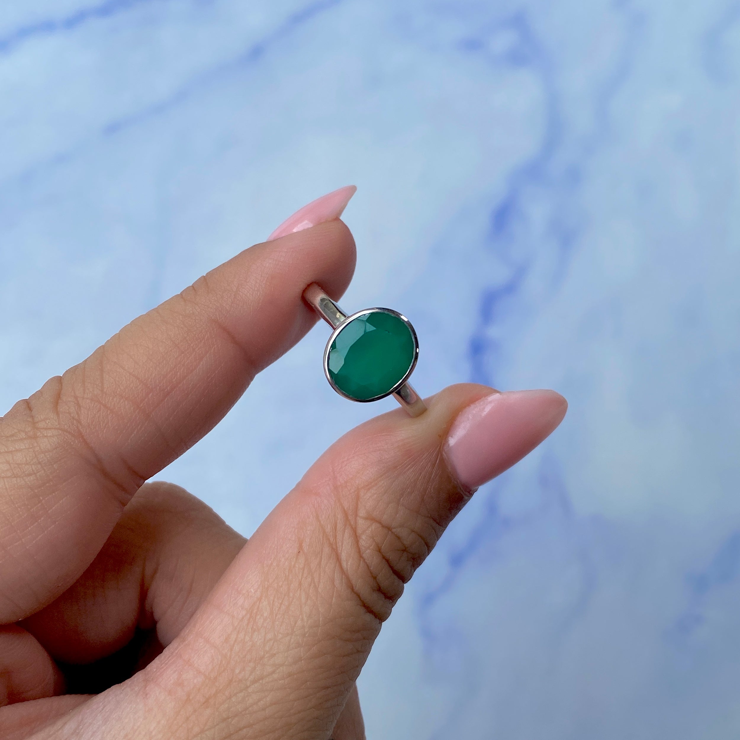 Green Onyx Ring-(GRO-SR-1623.)