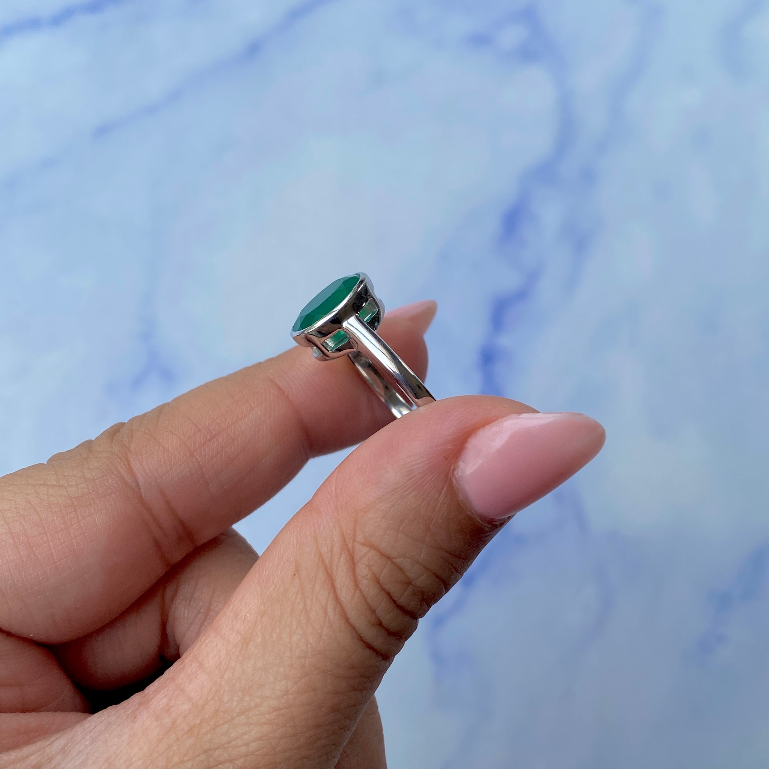 Green Onyx Ring-(GRO-SR-1623.)