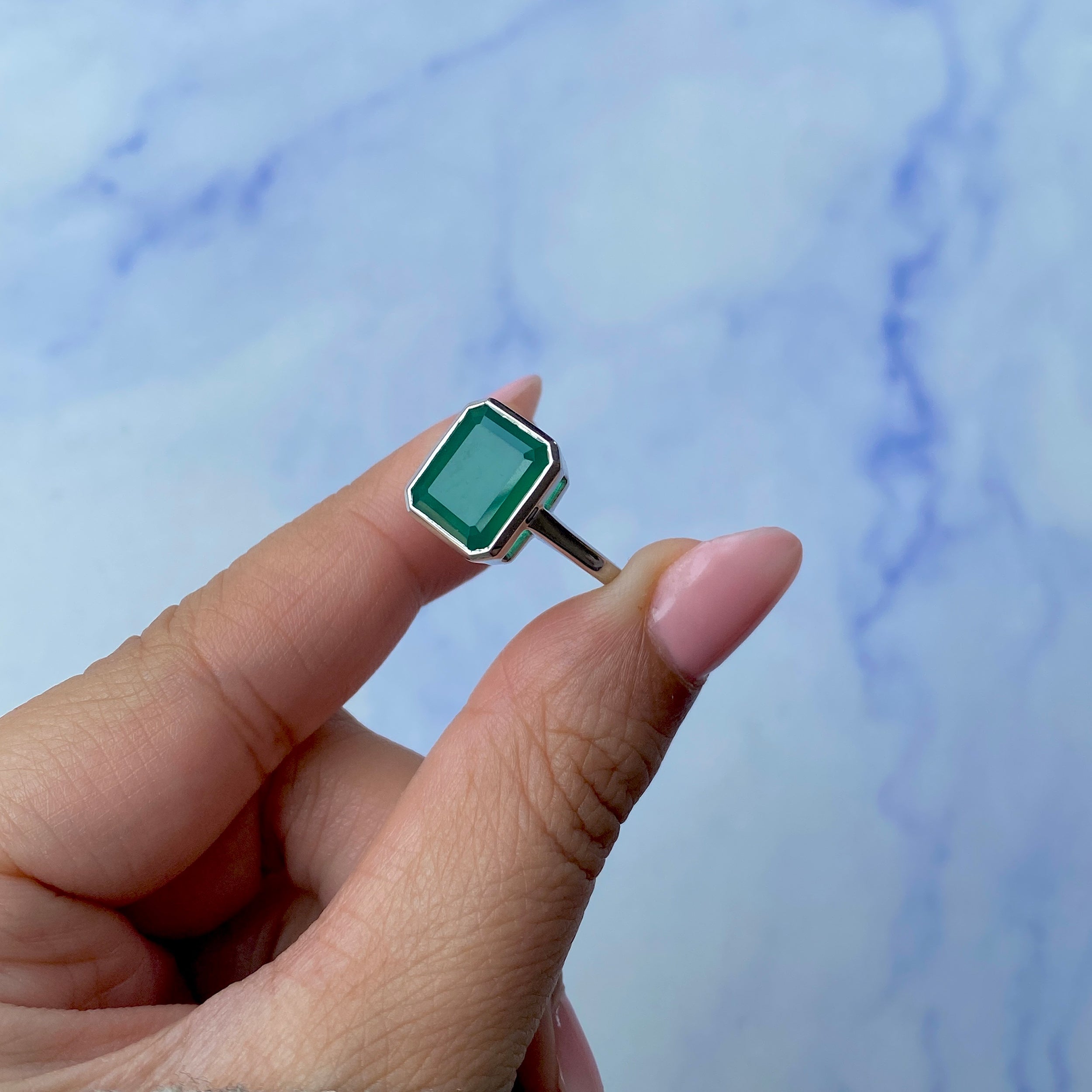 Green Onyx Ring-(GRO-SR-1752.)