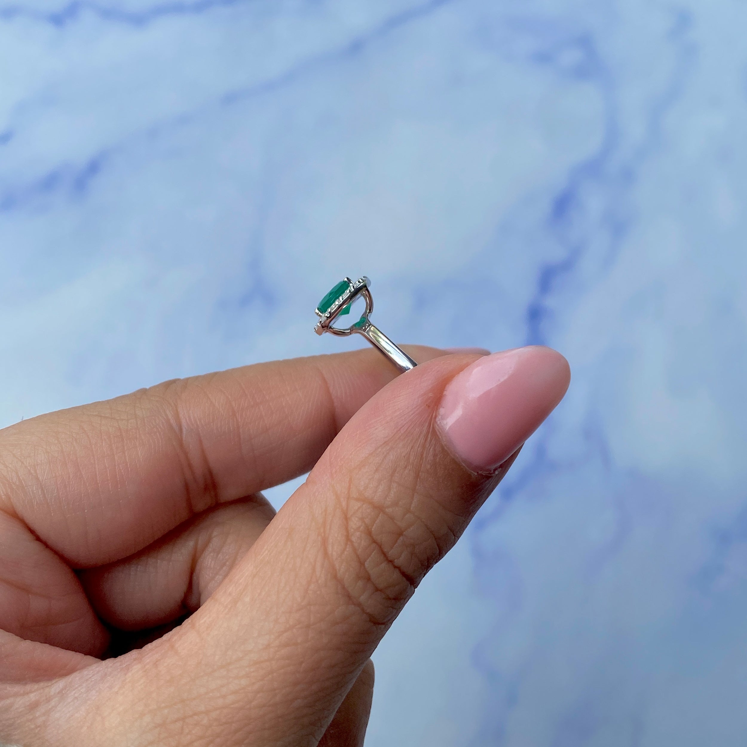 Green Onyx Ring-(GRO-SR-1768.)