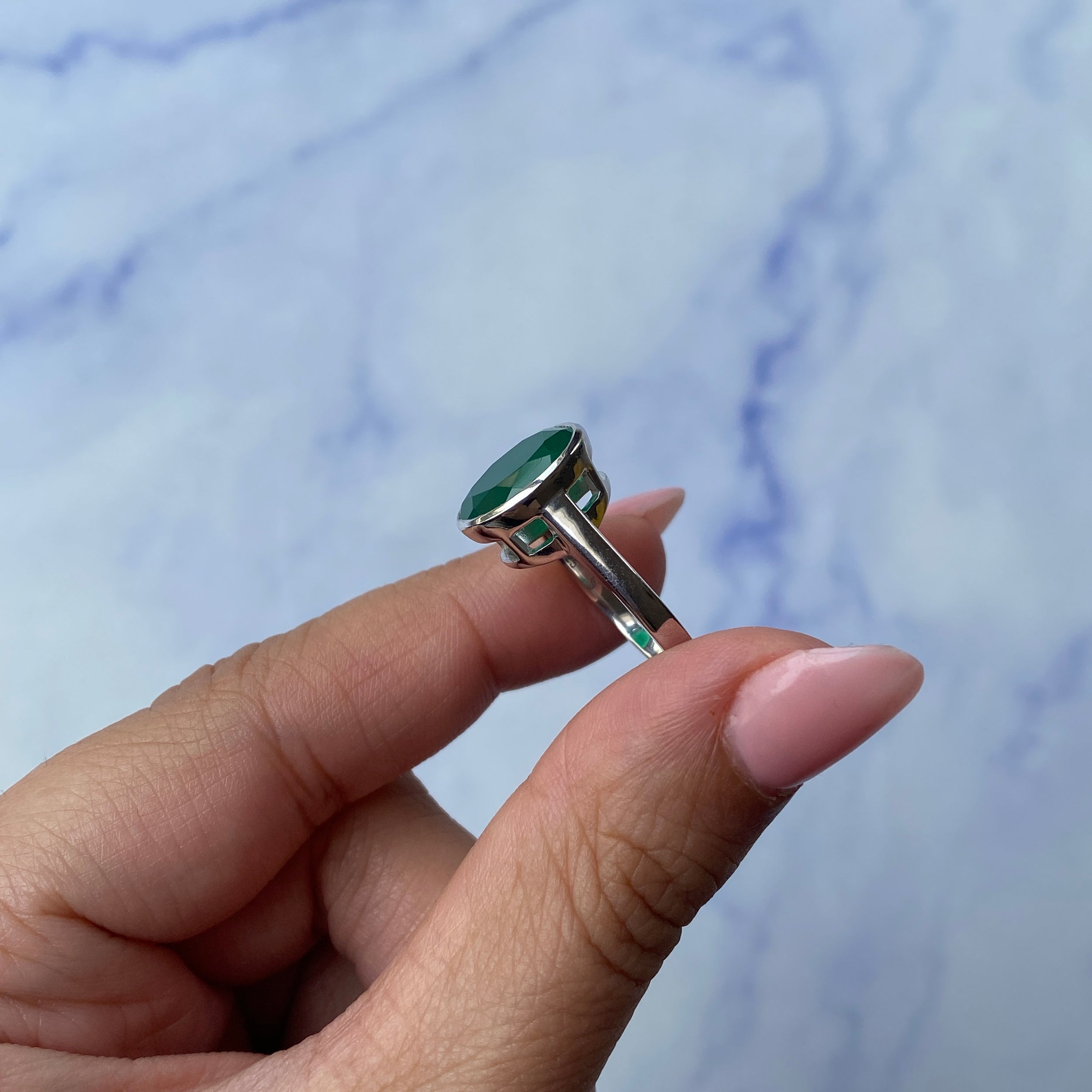 Green Onyx Ring-(GRO-SR-1806.)