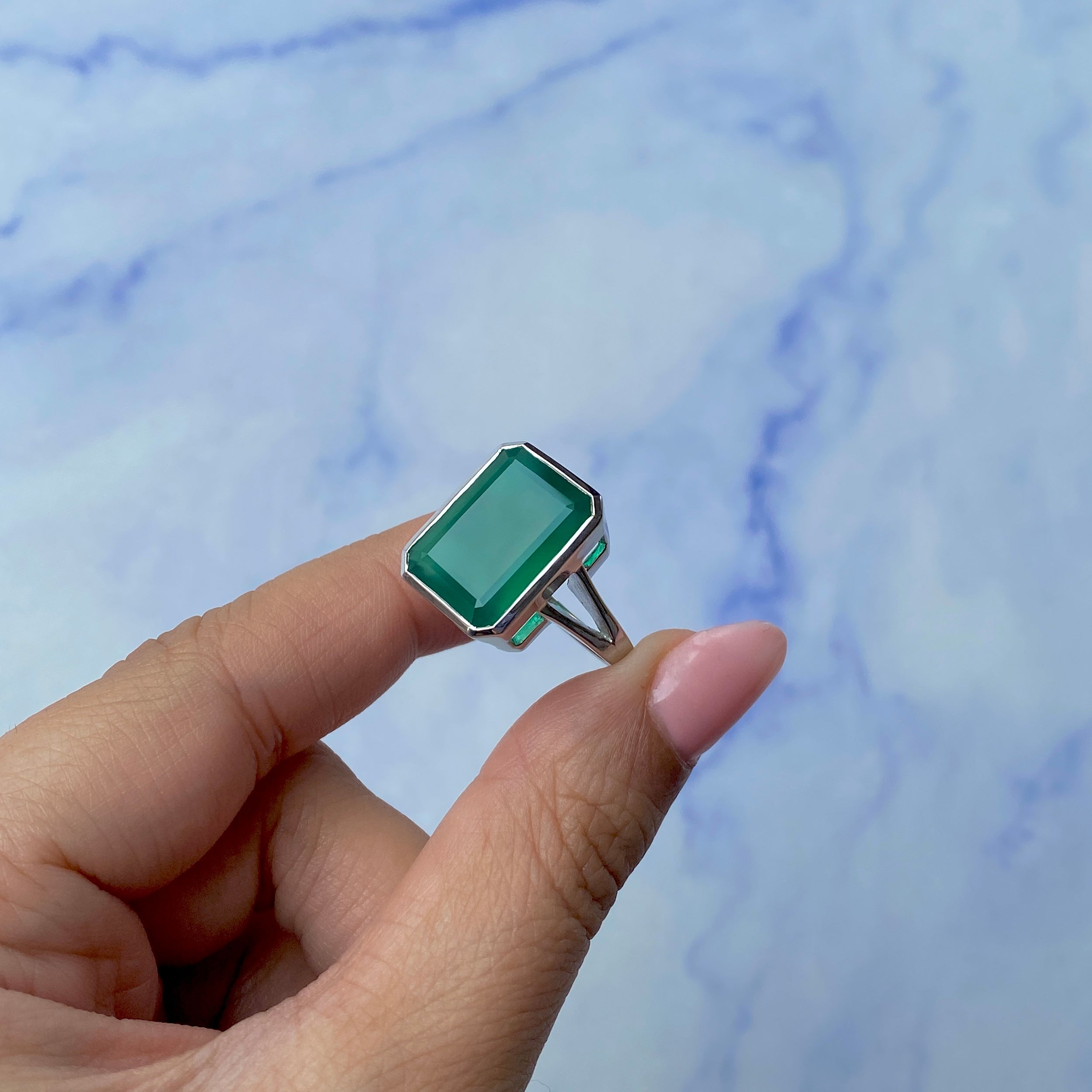 Green Onyx Ring-(GRO-SR-1847.)