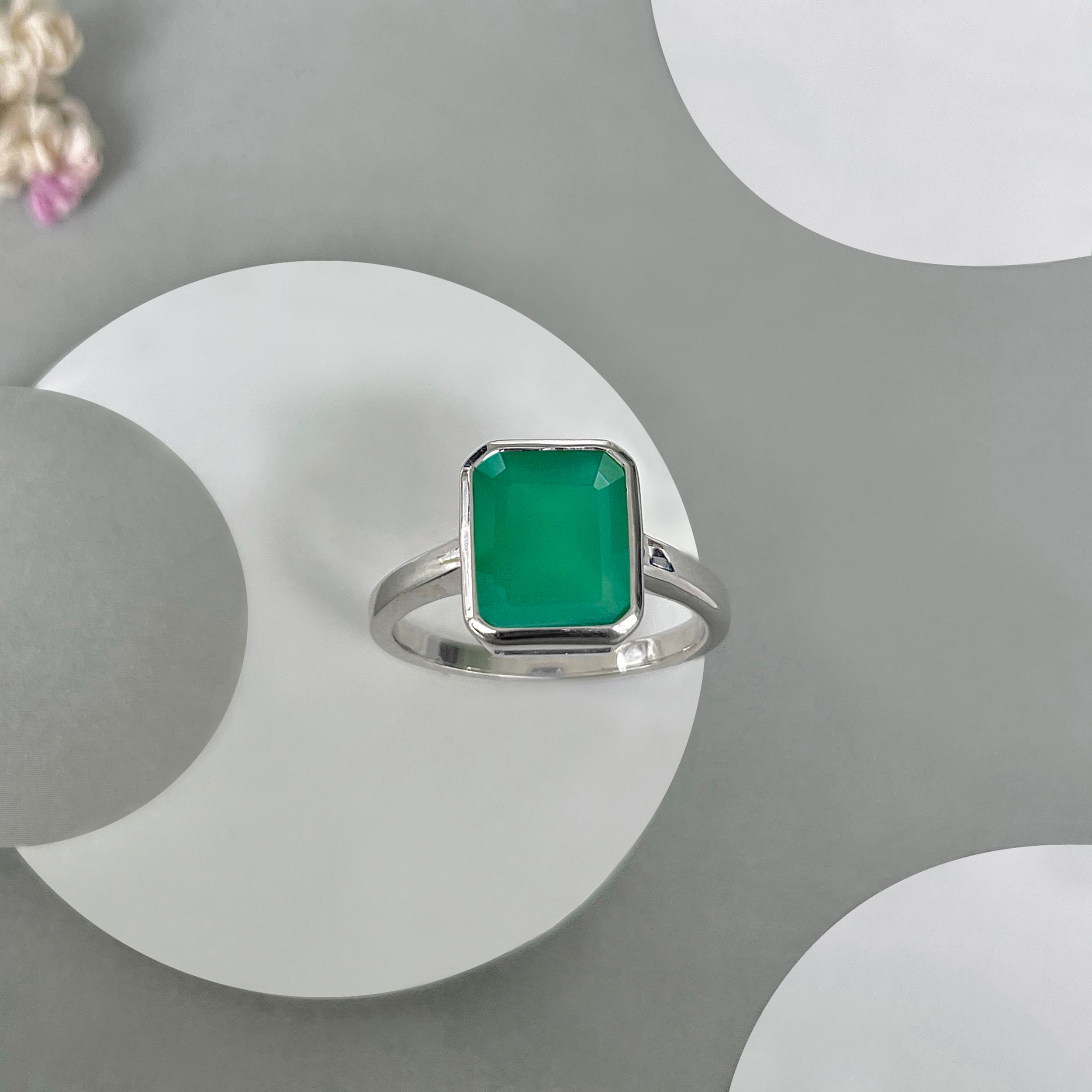 Green Onyx Ring-(GRO-SR-1926.)