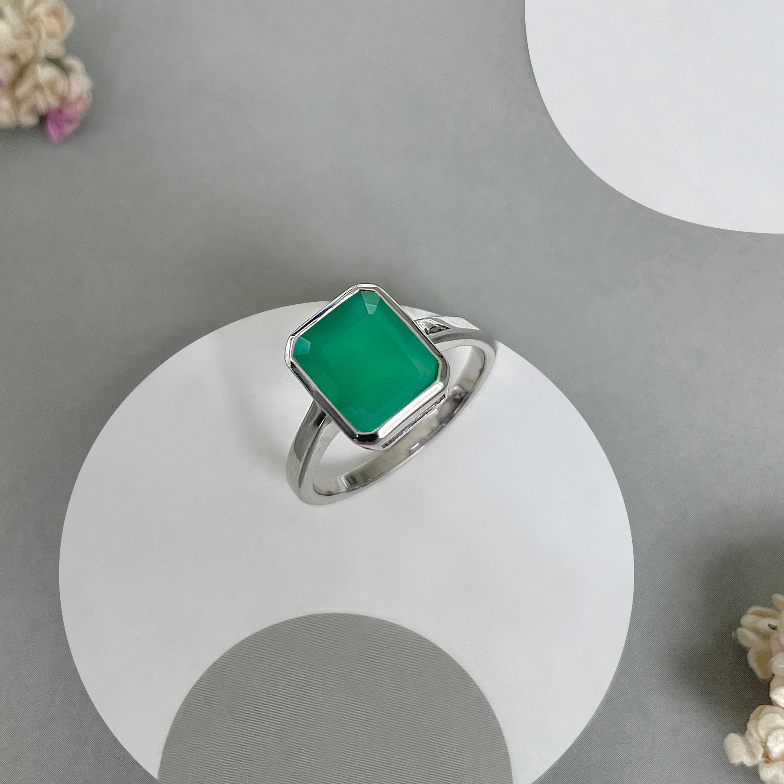 Green Onyx Ring-(GRO-SR-1926.)
