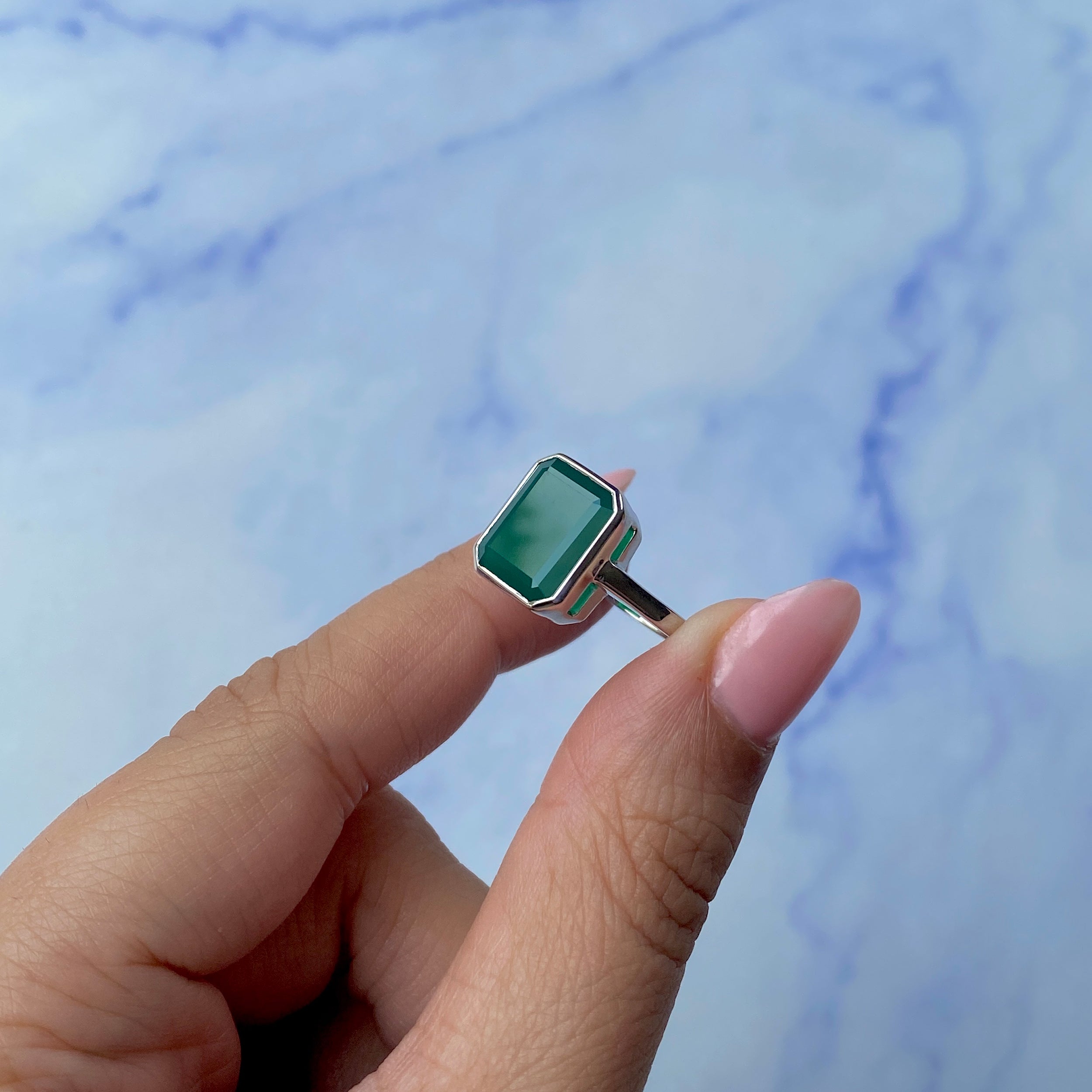 Green Onyx Ring-(GRO-SR-1927.)